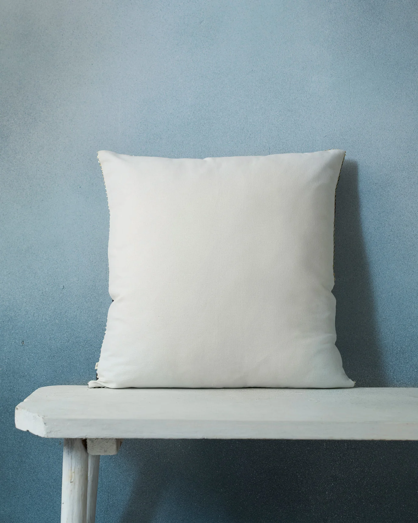 Goffin Cushion Cover - Image 3
