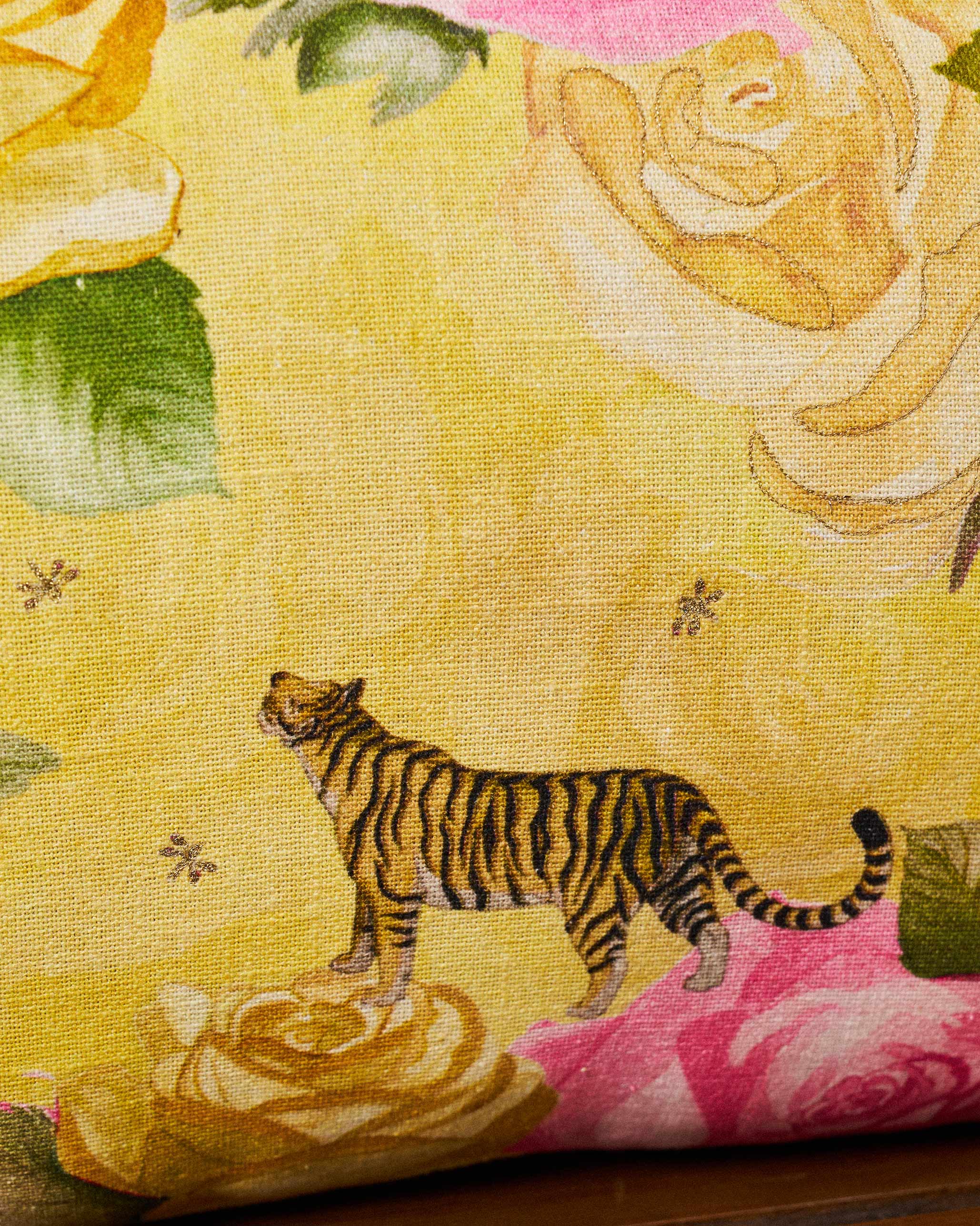 Gul Cushion Cover - Image 4