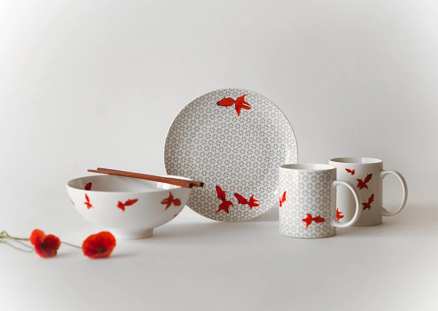 Guppy Shup Flame Mug - Red & Grey - Image 3