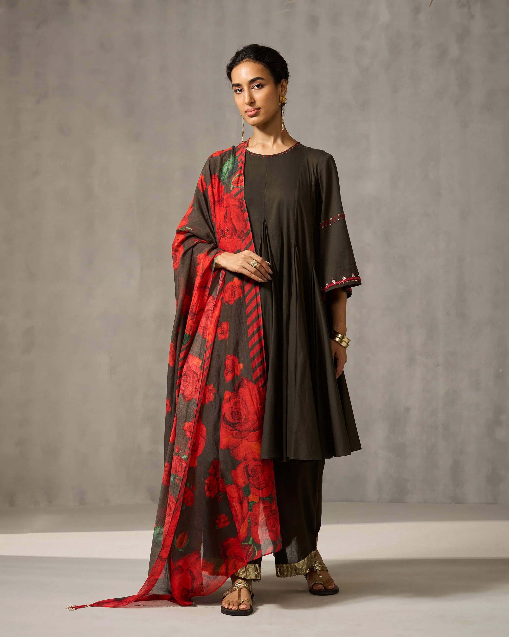 Gusset Round Neck Kurta - Deep Green Embroidered - Image 6