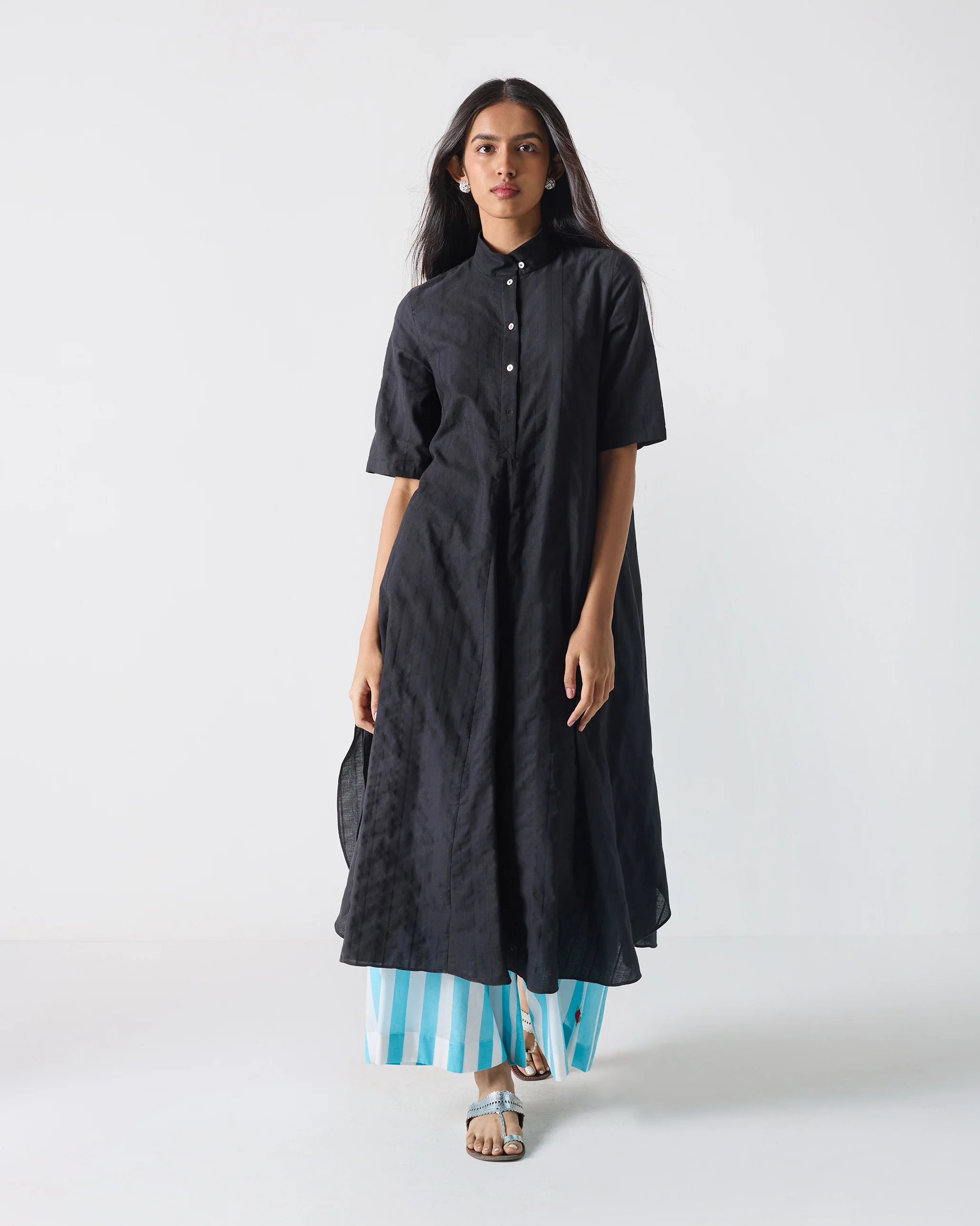 Gusset Slit Kurta - Black - Image 2