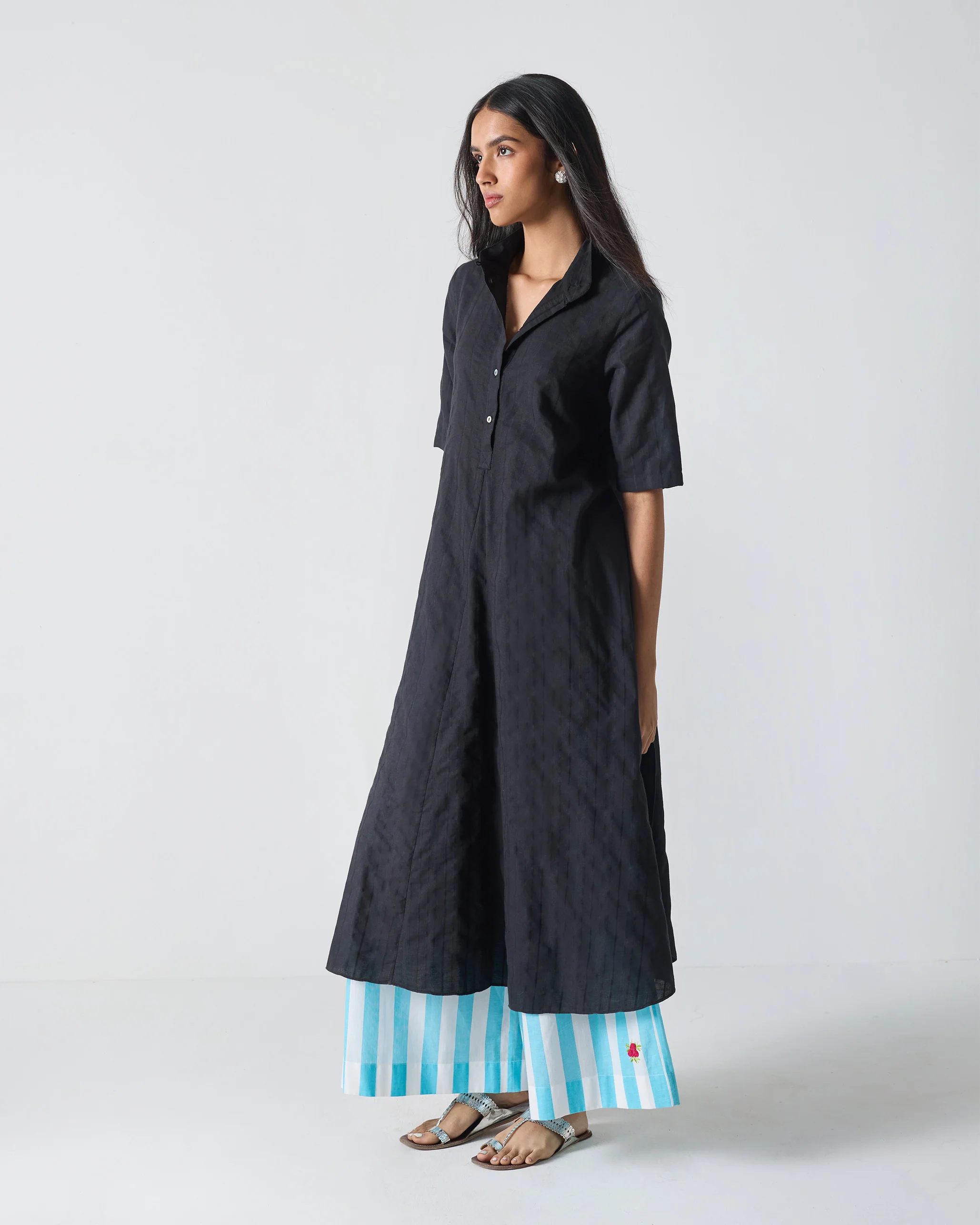 Gusset Slit Kurta - Black - Image 6