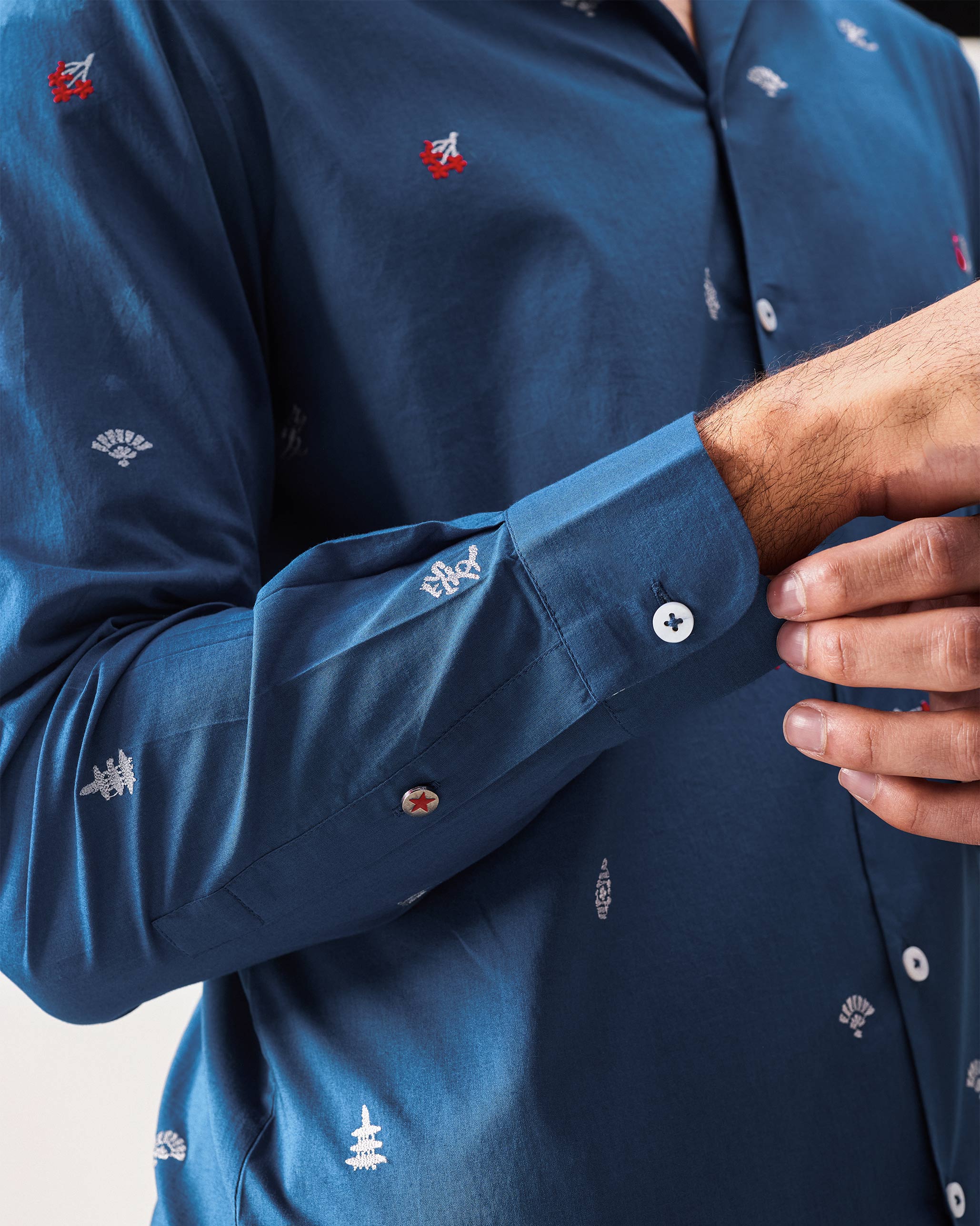 Hakuna Shirt - Dark Blue Embroidered - Image 2