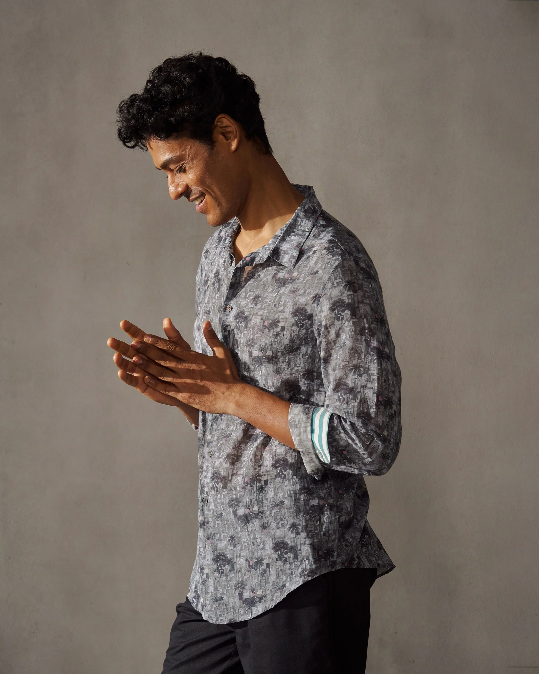 Hakuna Shirt - Grey Print - Image 3