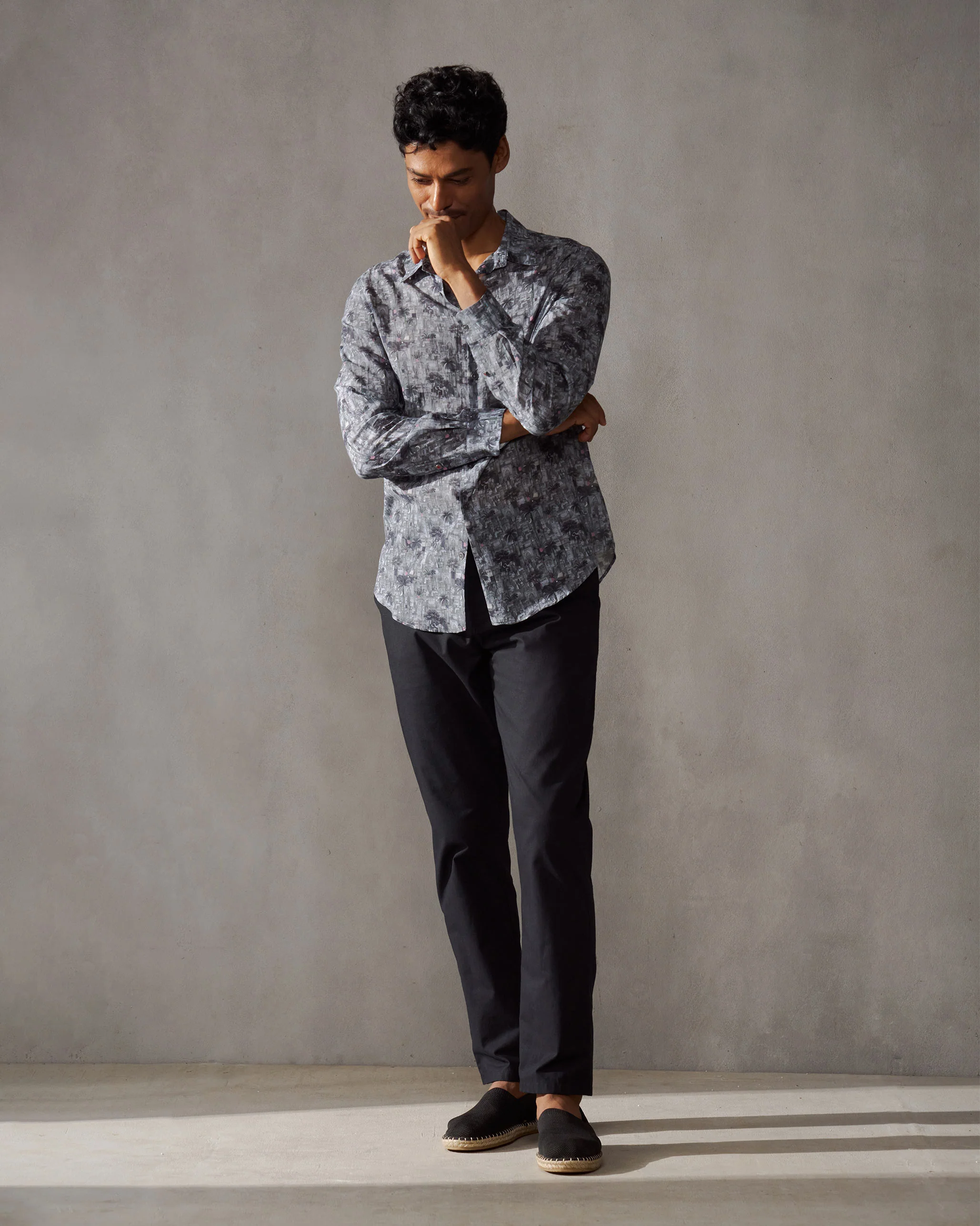 Hakuna Shirt - Grey Print - Image 5