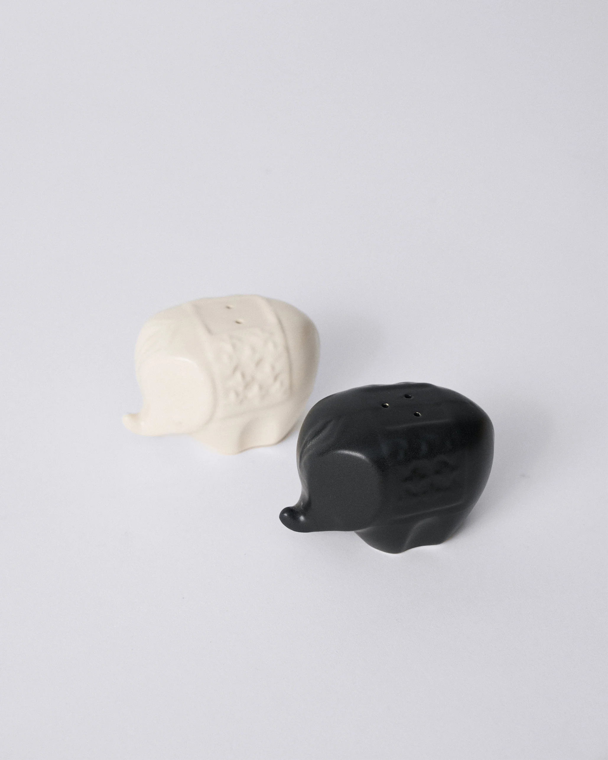 Hathi Salt & Pepper Shaker (Set of 2) - Image 5