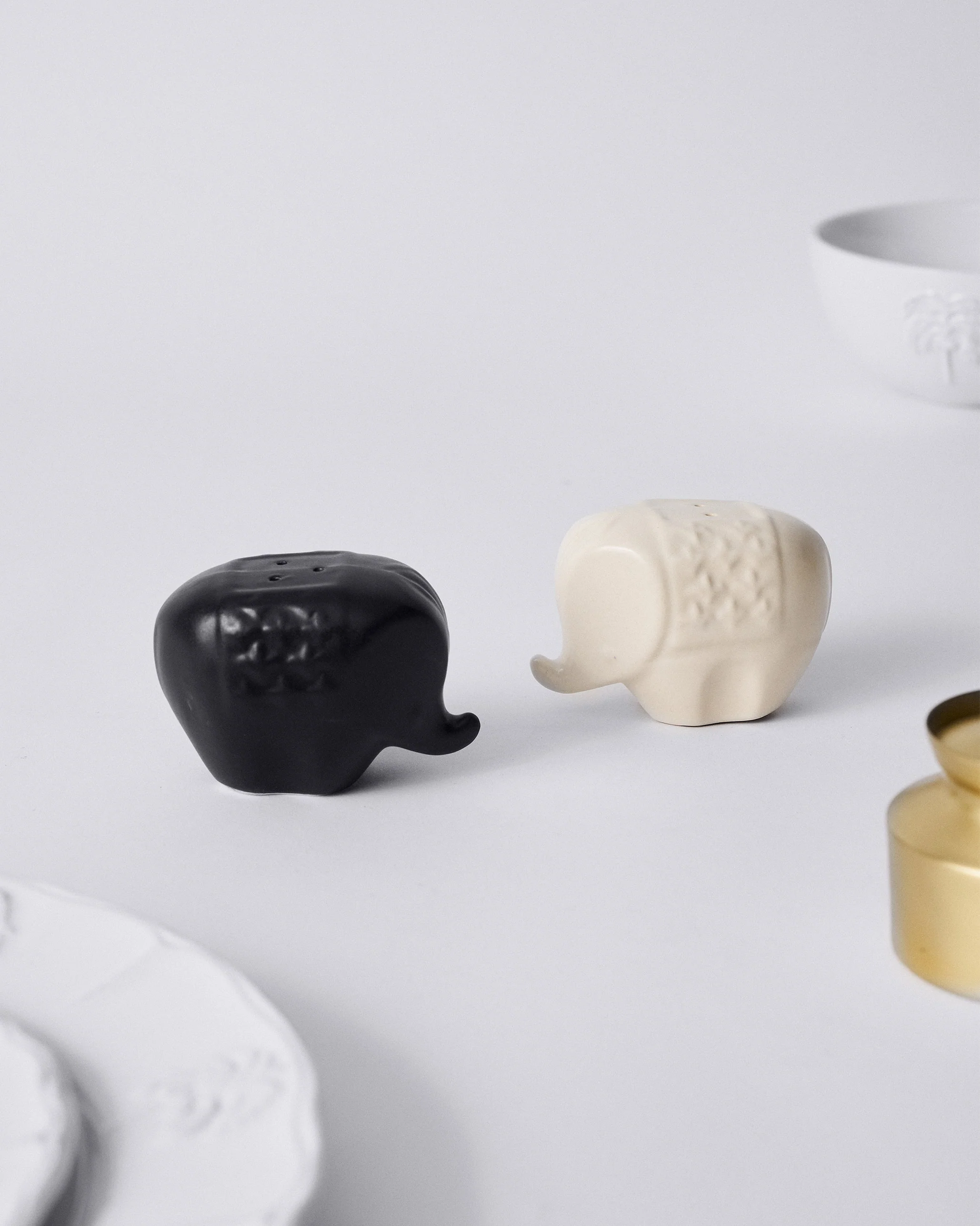 Hathi Salt & Pepper Shaker (Set of 2) - Image 7