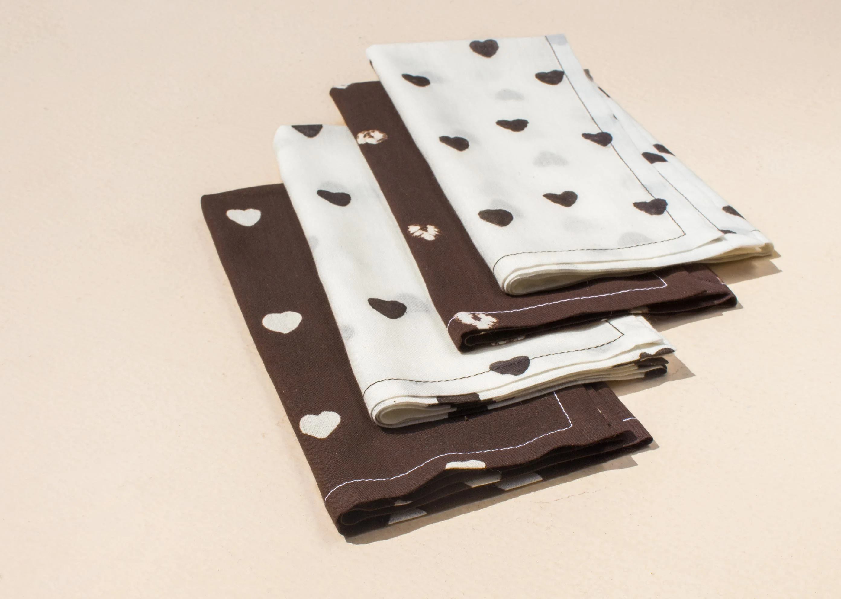 Heart Dinner Napkins (Set of 4) - Image 3