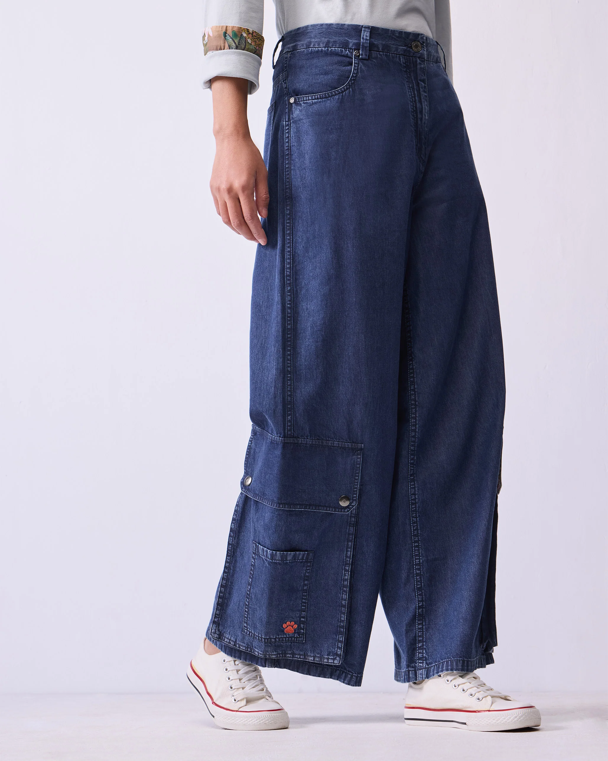 Hem Pocket Pants - Denim - Image 4