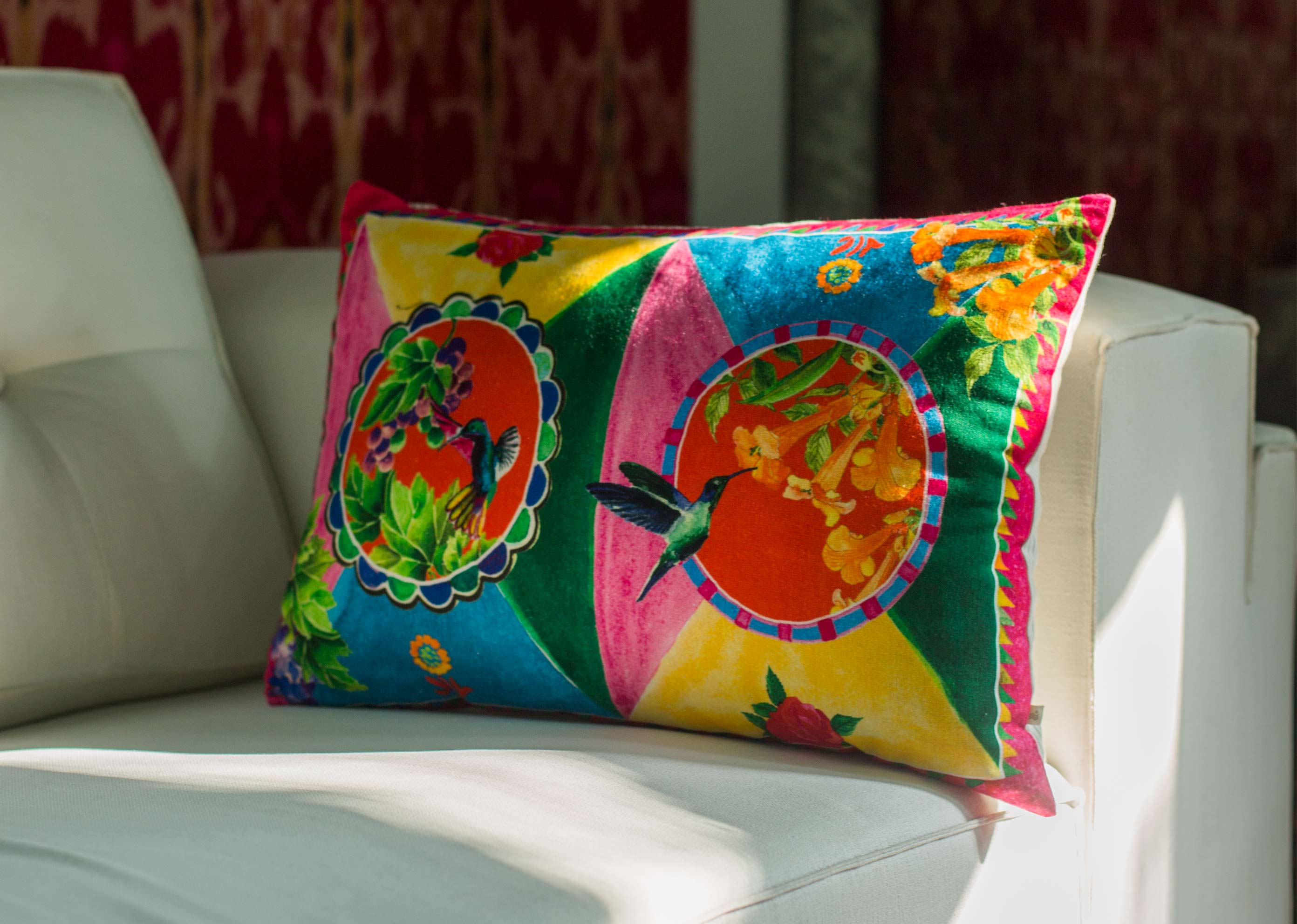 Hummingbird Lumbar Cushion Cover - Image 3
