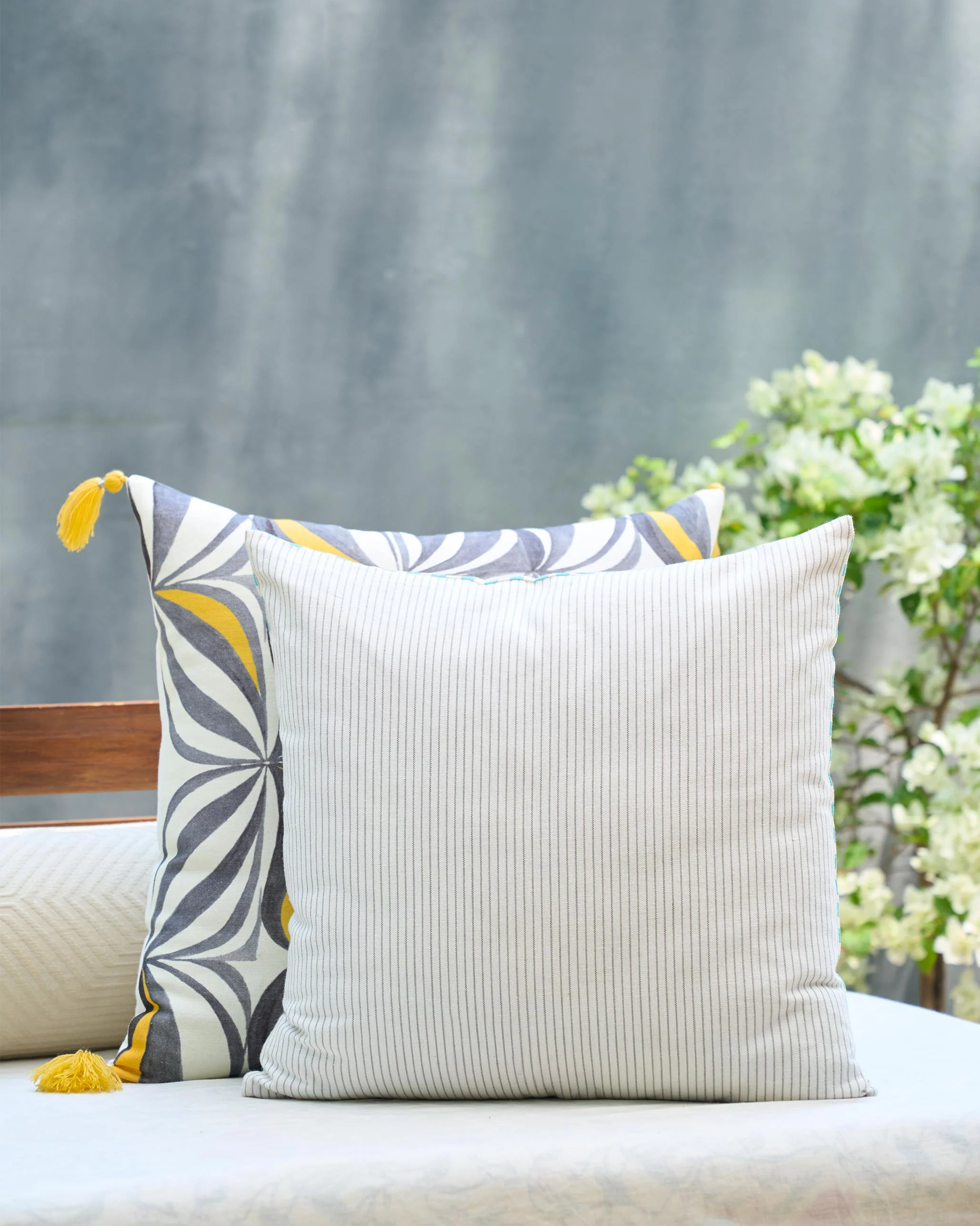 Ibis Cushion Cover - Image 3
