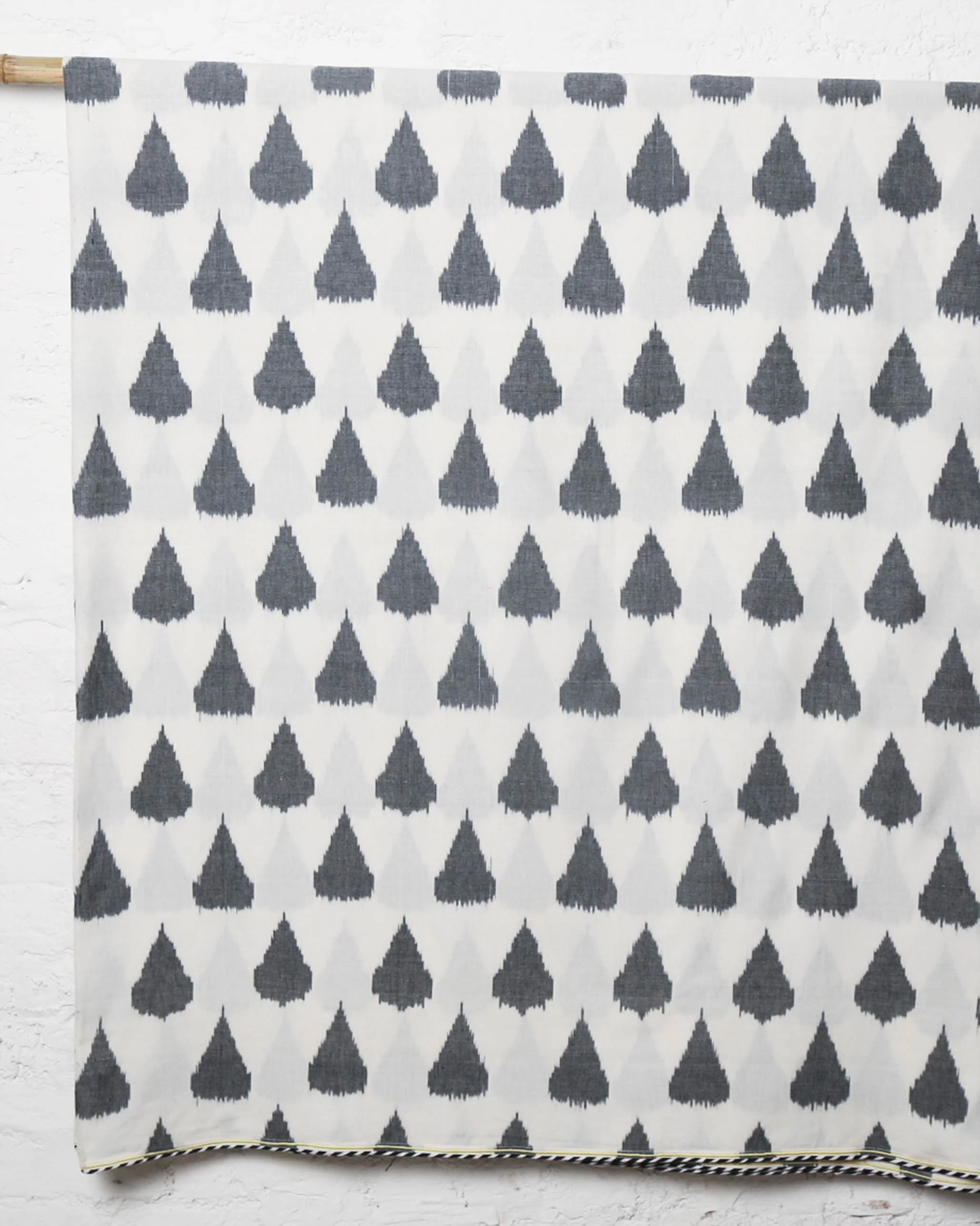 Ikat Tear drop King Bed Cover - Image 2