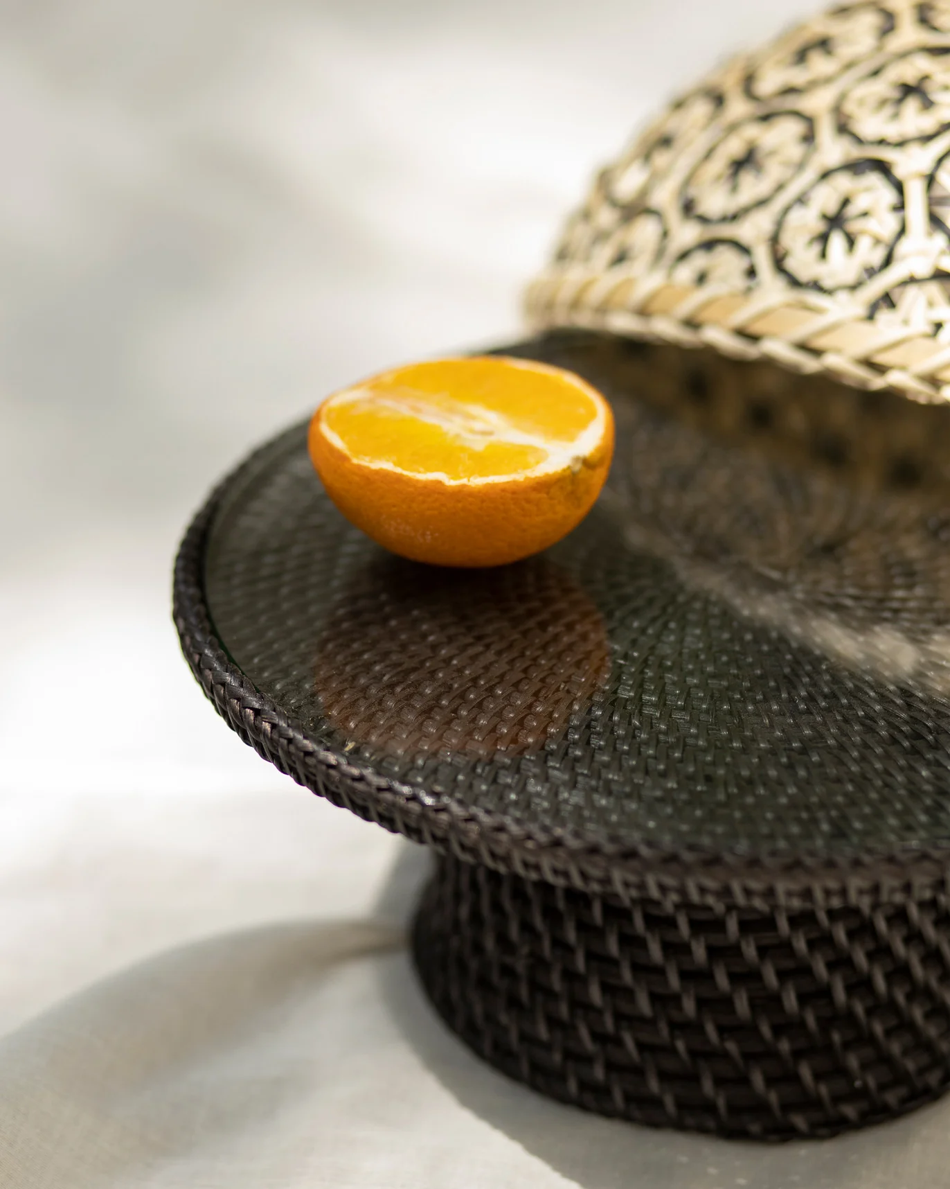 Jharna Cake Stand & Dome - Image 2