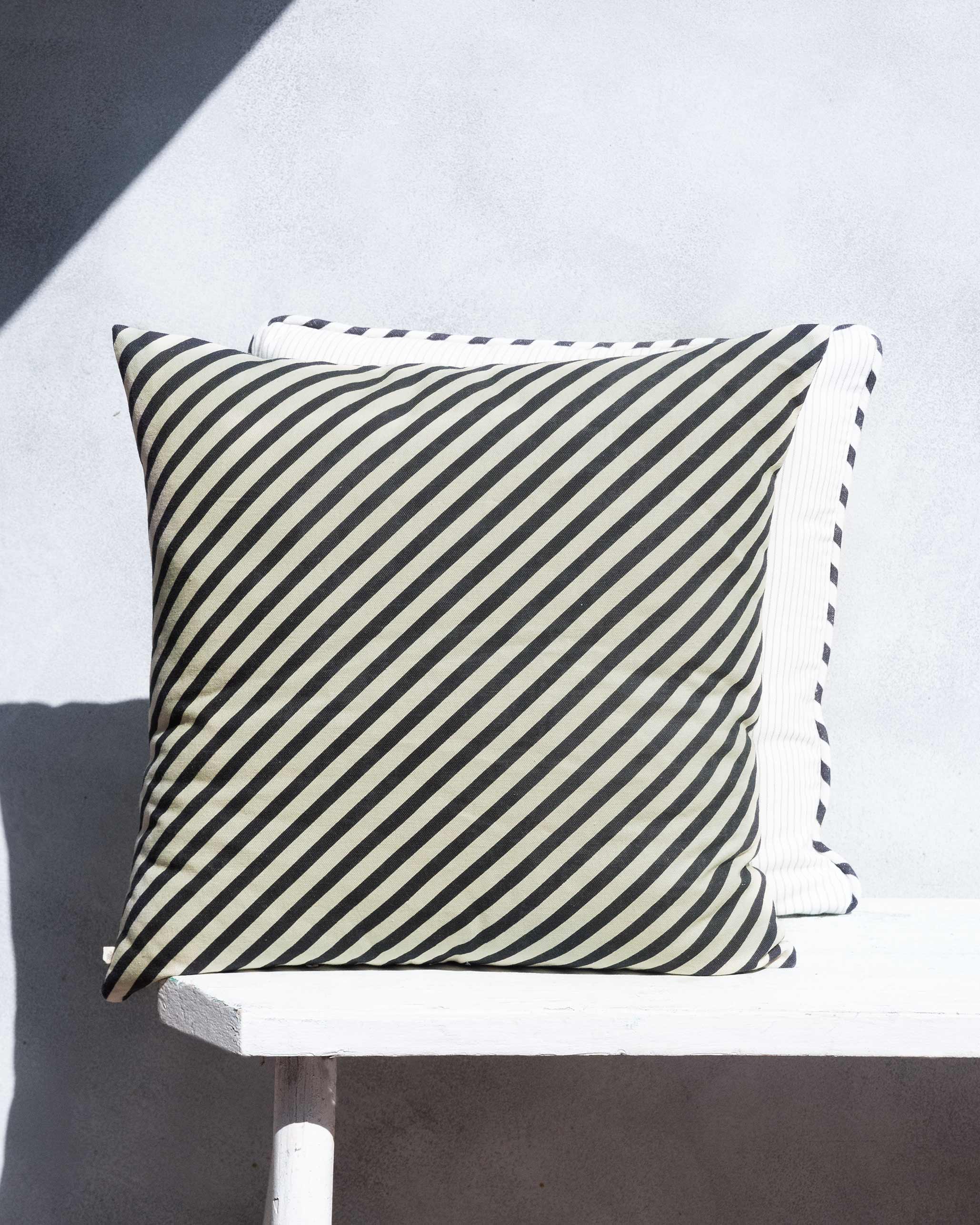 Jungle Blue Cushion Cover - Image 3