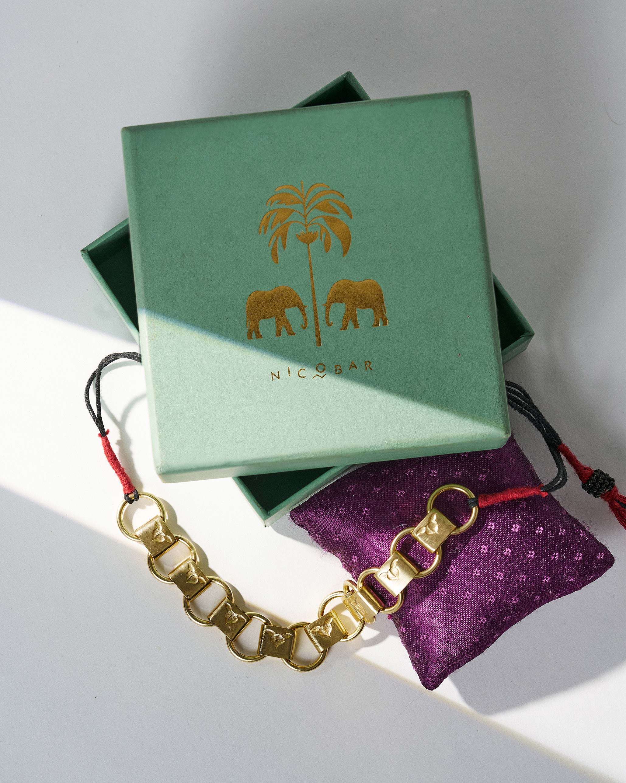 Kamal Kadi Necklace - Gold - Image 5