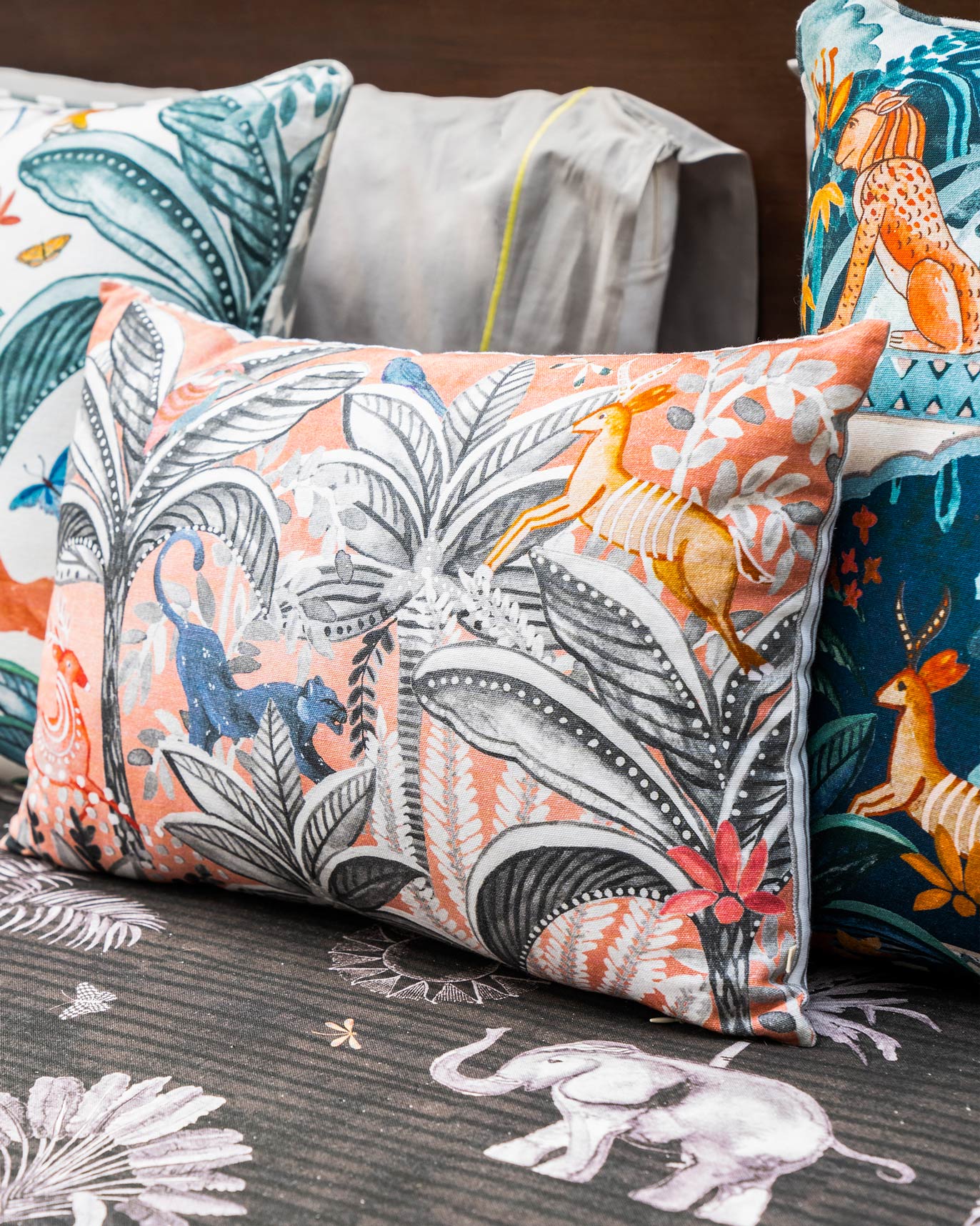 Kangra Lumbar Cushion Cover - Image 4