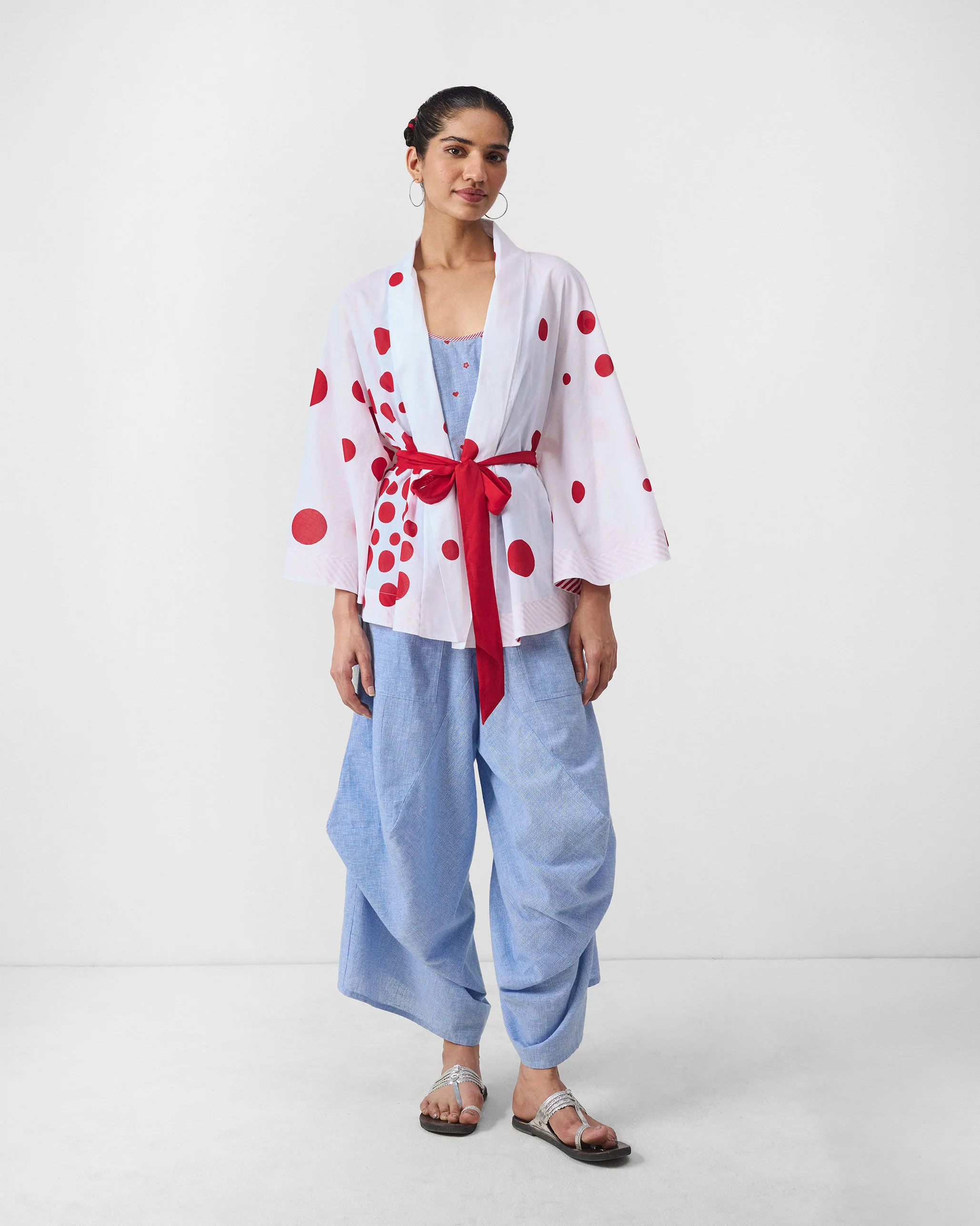 Kepu Overlay - White & Red Print - Image 7