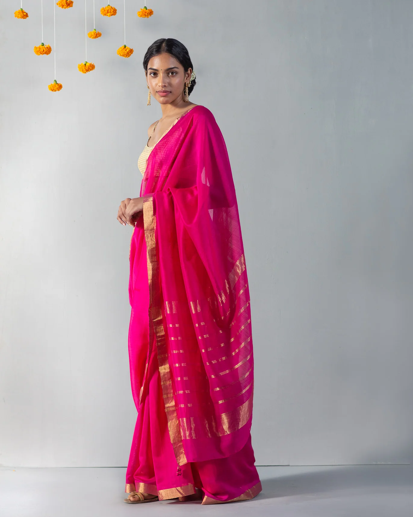 Kimsuka Sari - Image 4