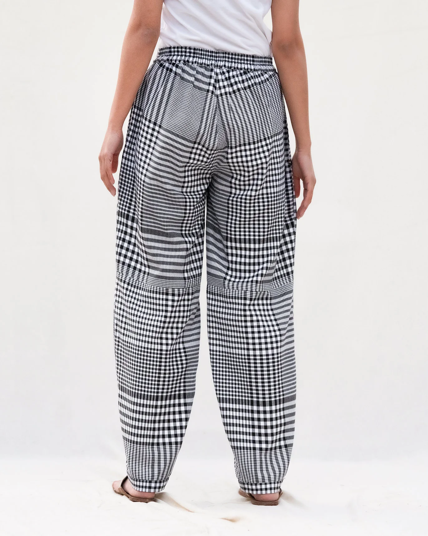 Knee Pocket Pants - Black & White - Image 3