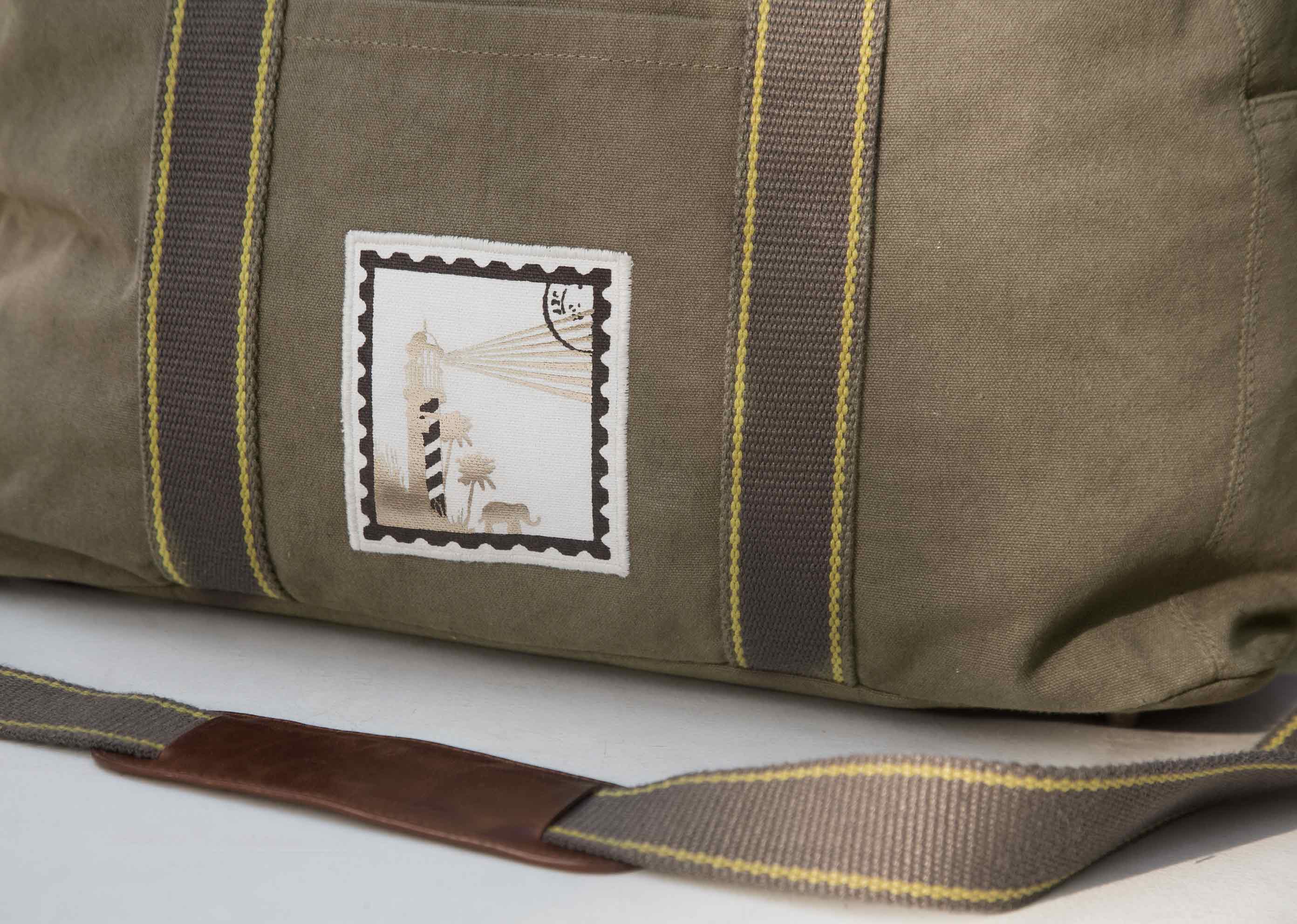 Koi Weekend Bag - Image 3