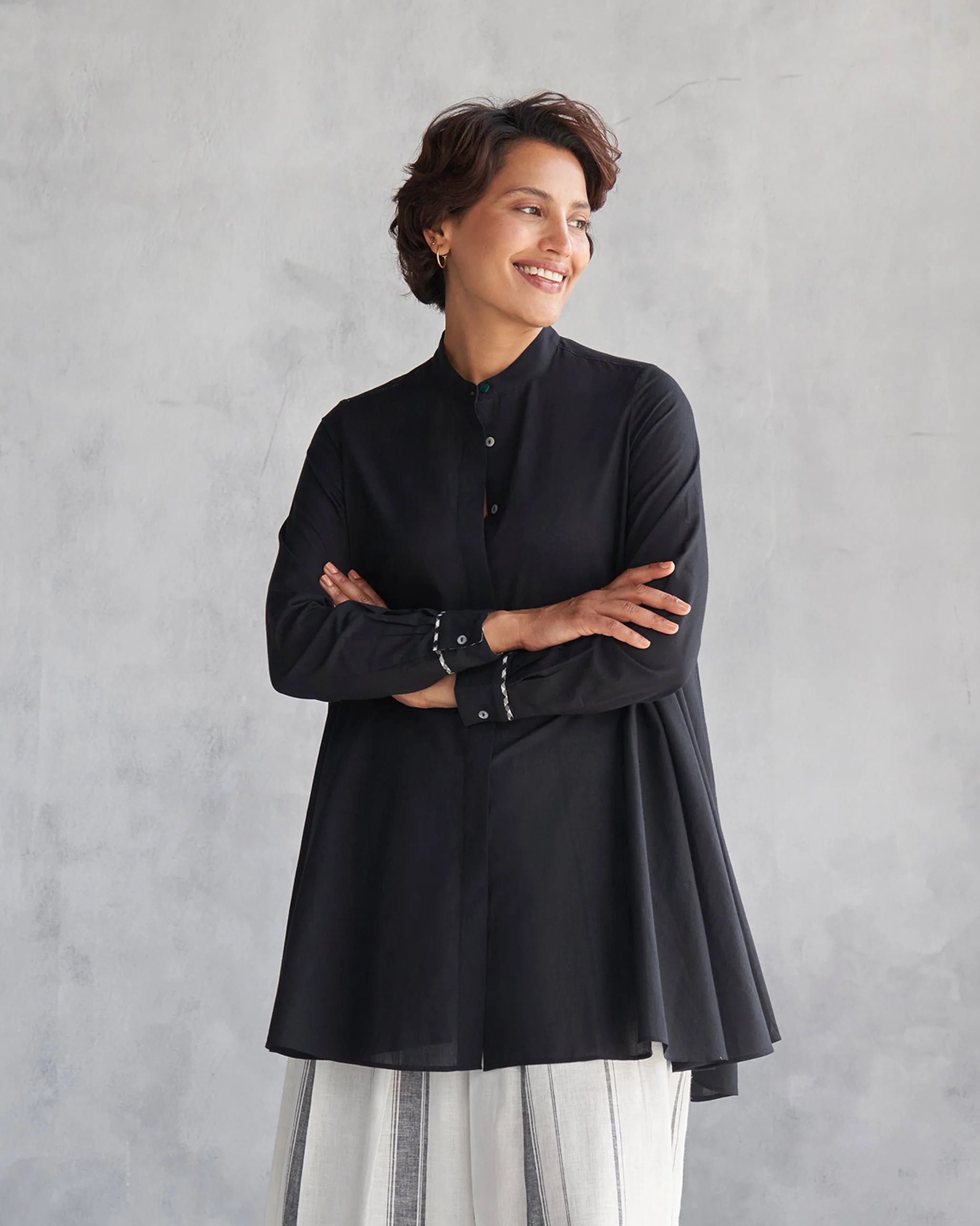 Kuro Pleated Top - Black - Image 4