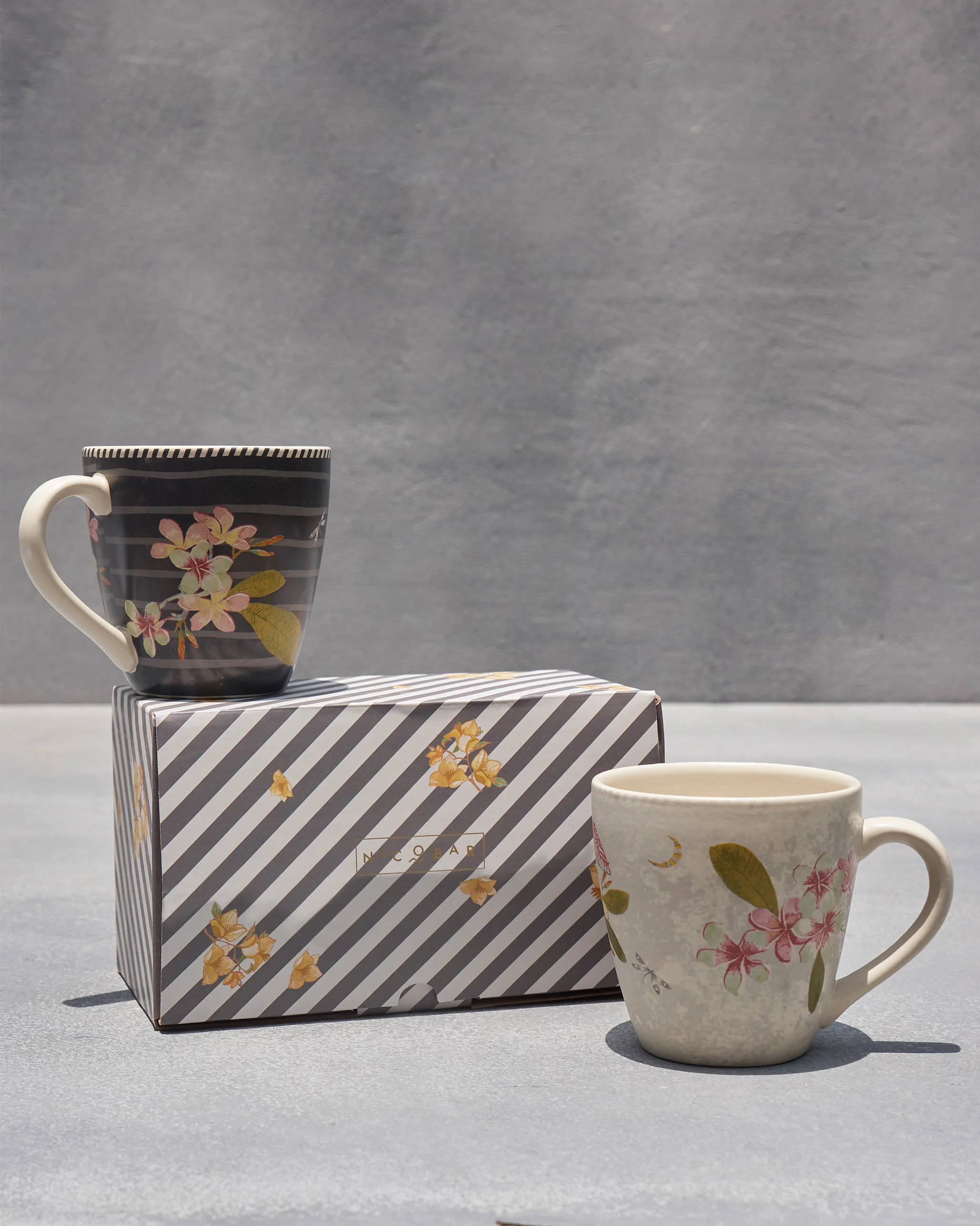 Lama Mugs (Set of 2) - Image 7