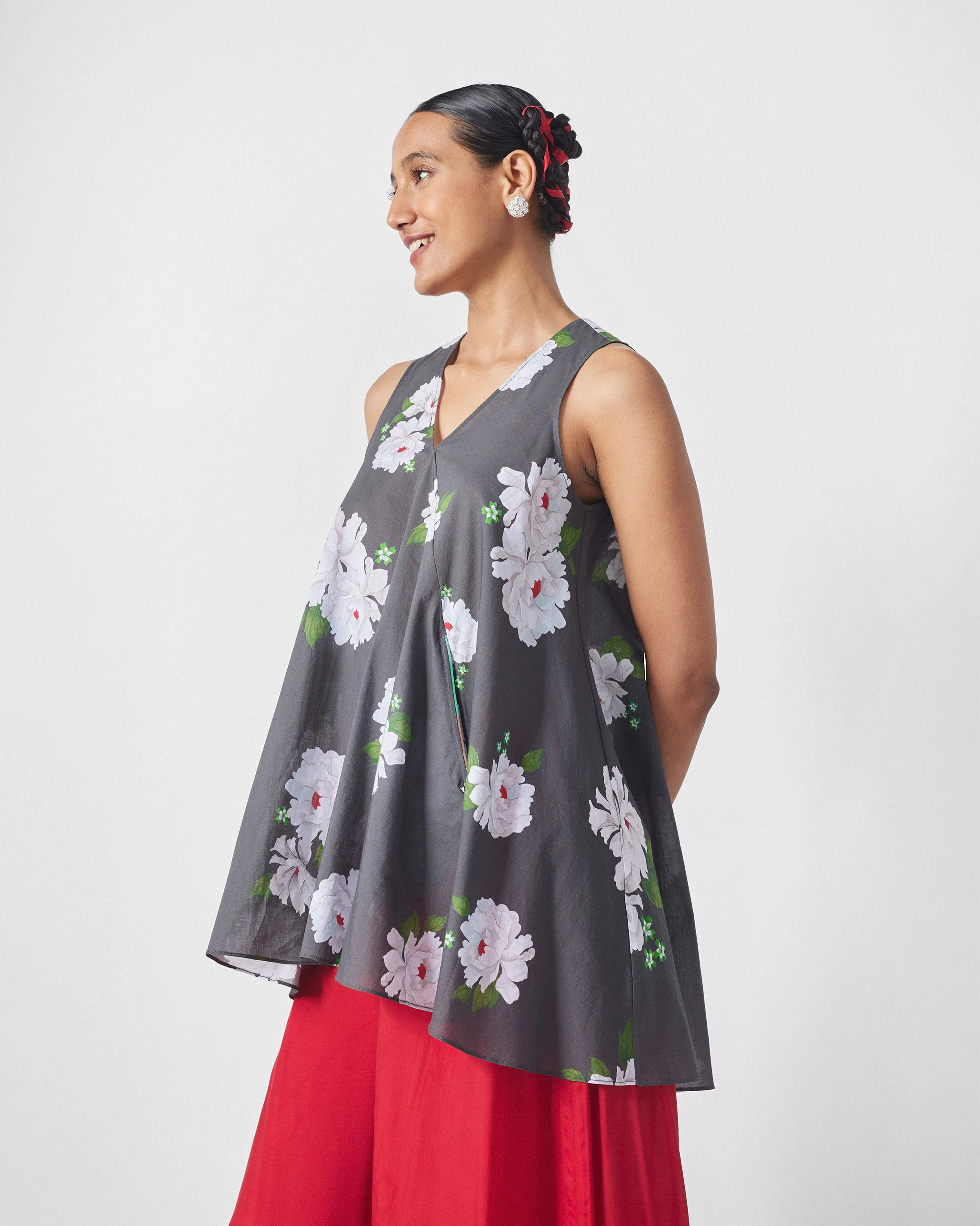 Lantern Top - Charcoal & Ivory Print - Image 4