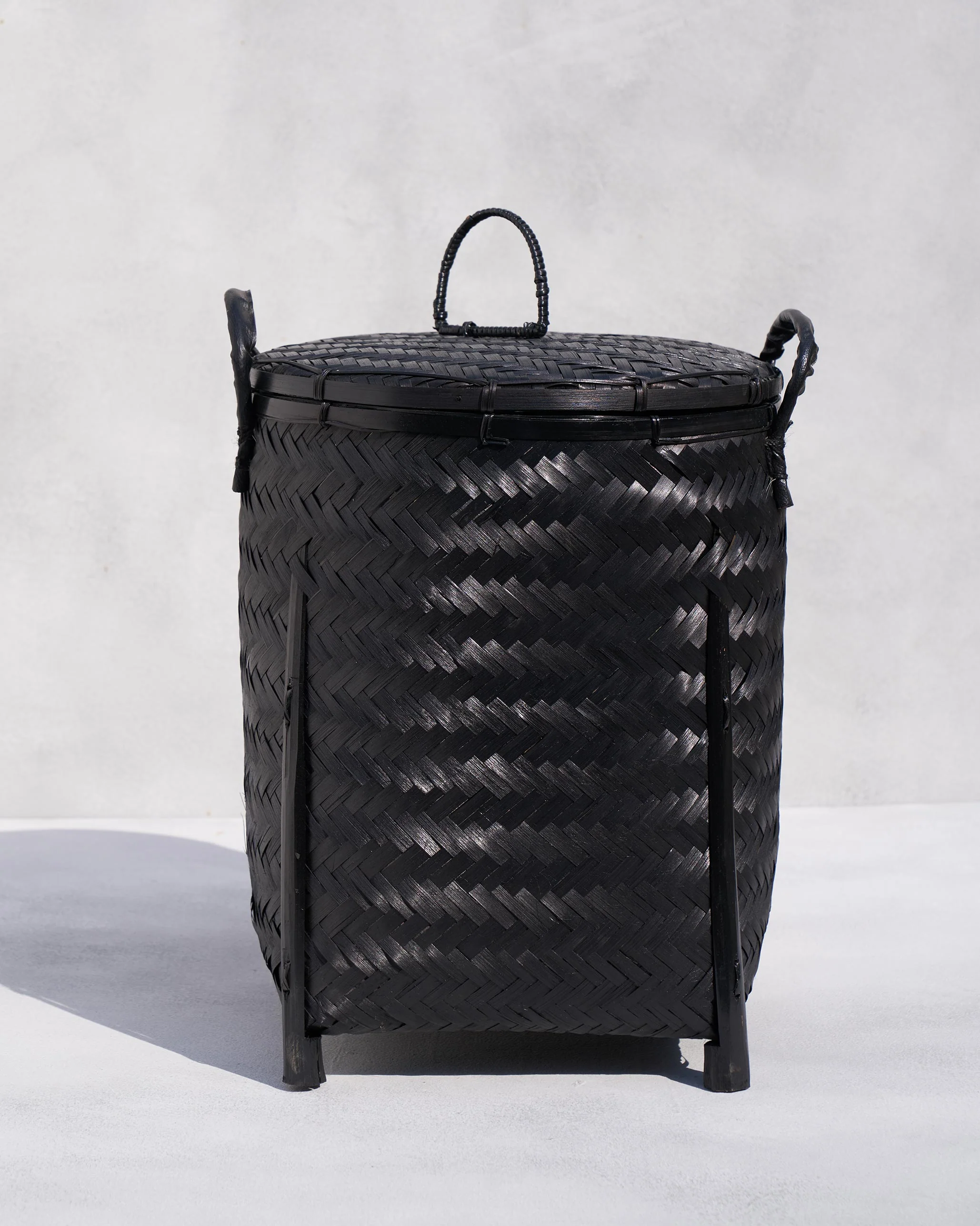 Laundry Basket with Cover - Image 4