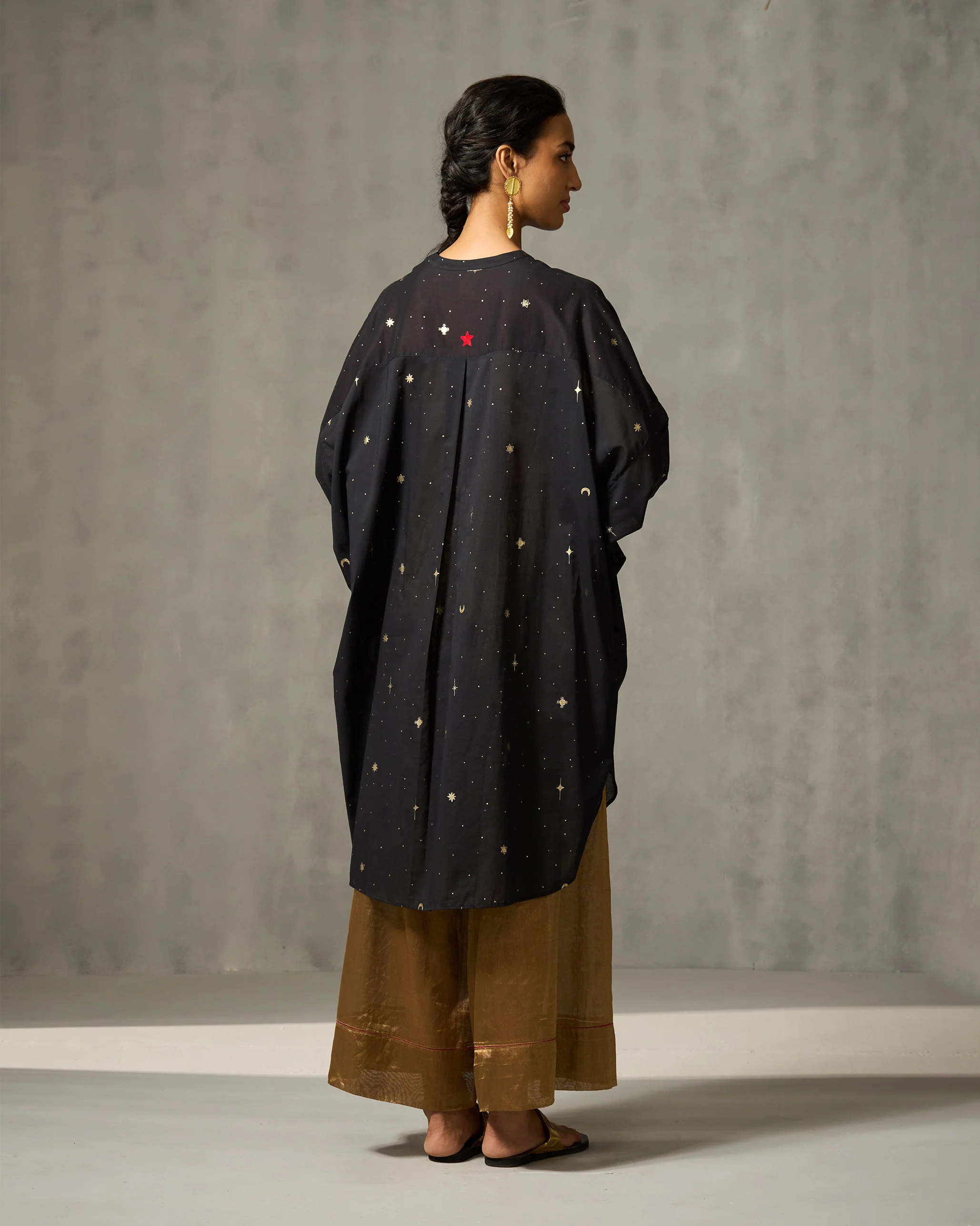 Lazy Sunday Tunic - Black & Gold - Image 4