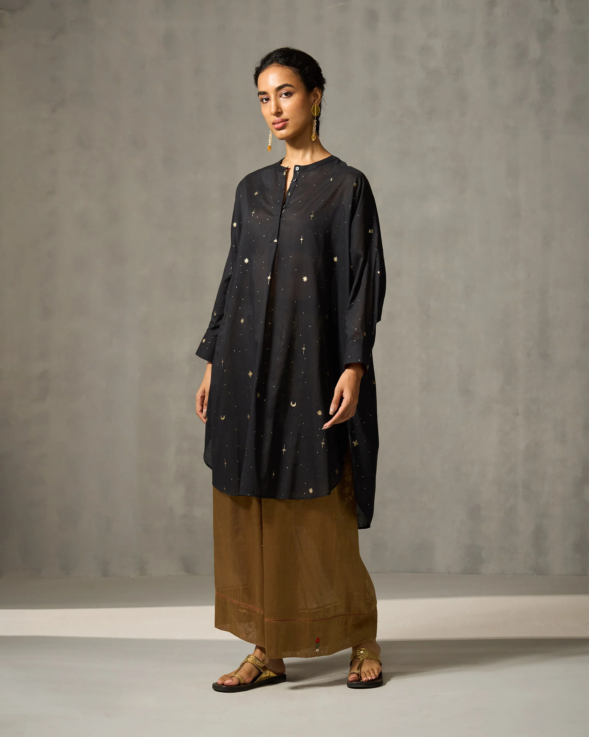 Lazy Sunday Tunic - Black & Gold - Image 5