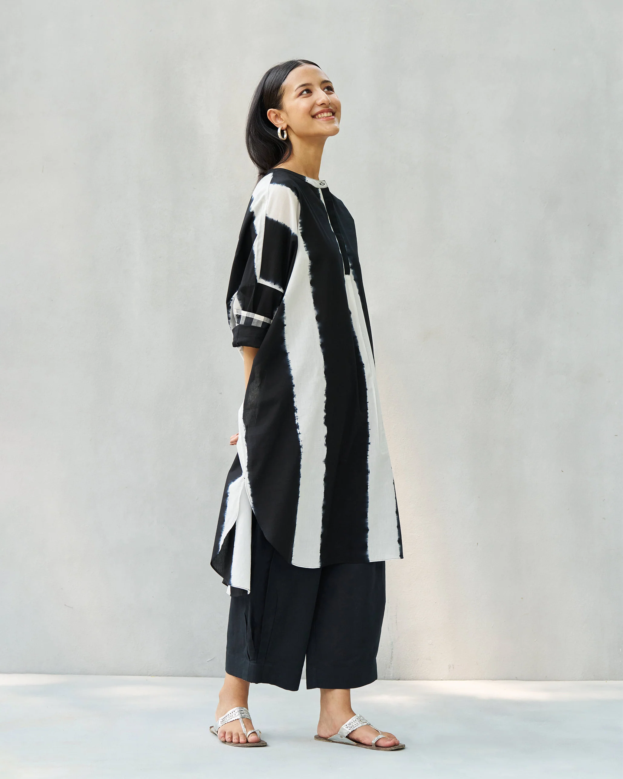 Lazy Sunday Tunic - Black & Ivory - Image 3
