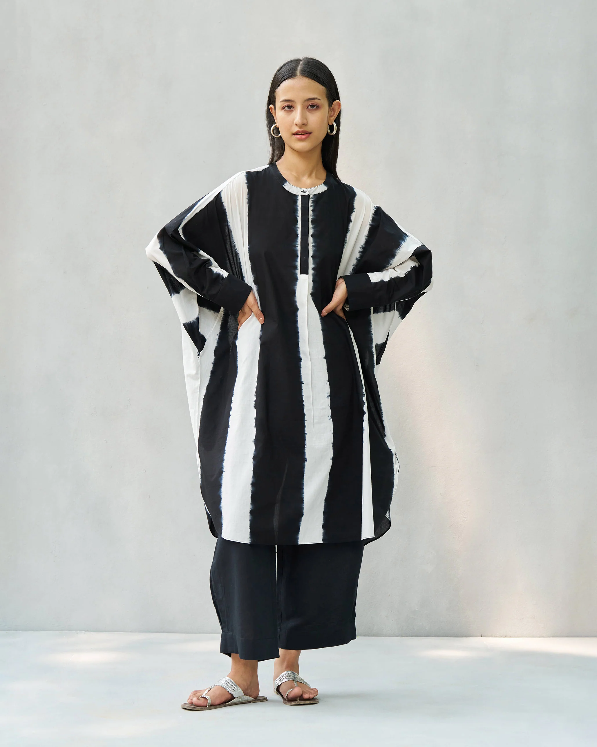 Lazy Sunday Tunic - Black & Ivory - Image 5