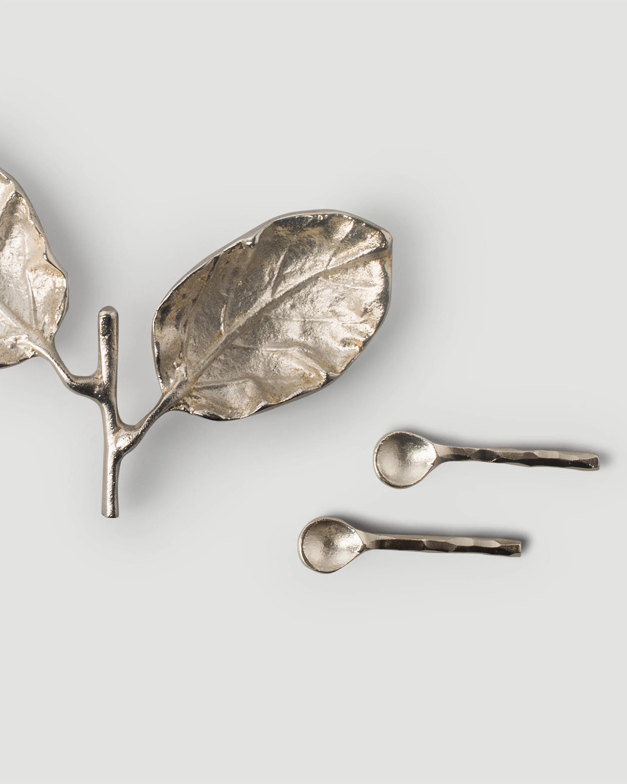 Leaf Pinch Pot with Spoons - Image 2