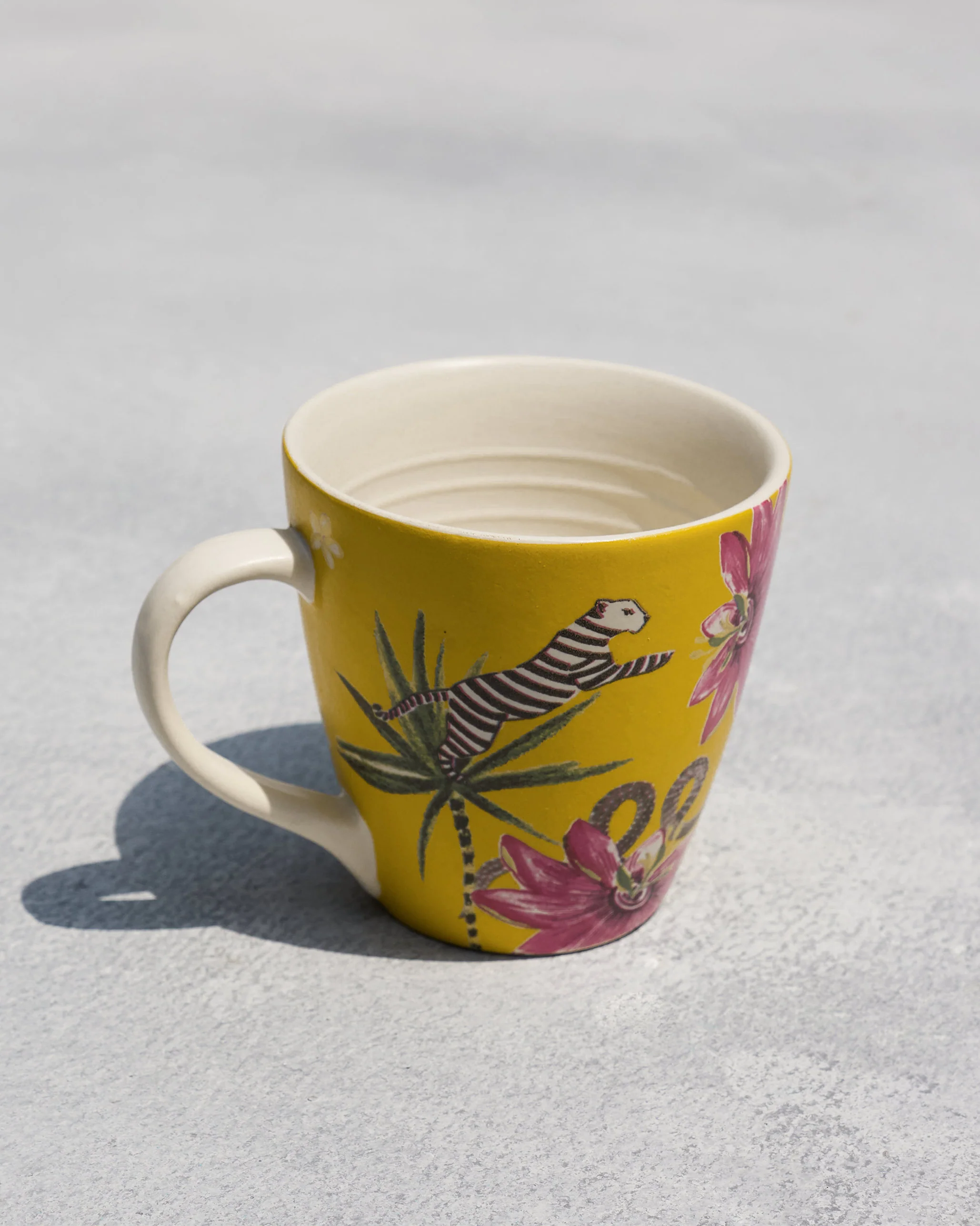 Lemur Conical Mug - Yellow - Image 3