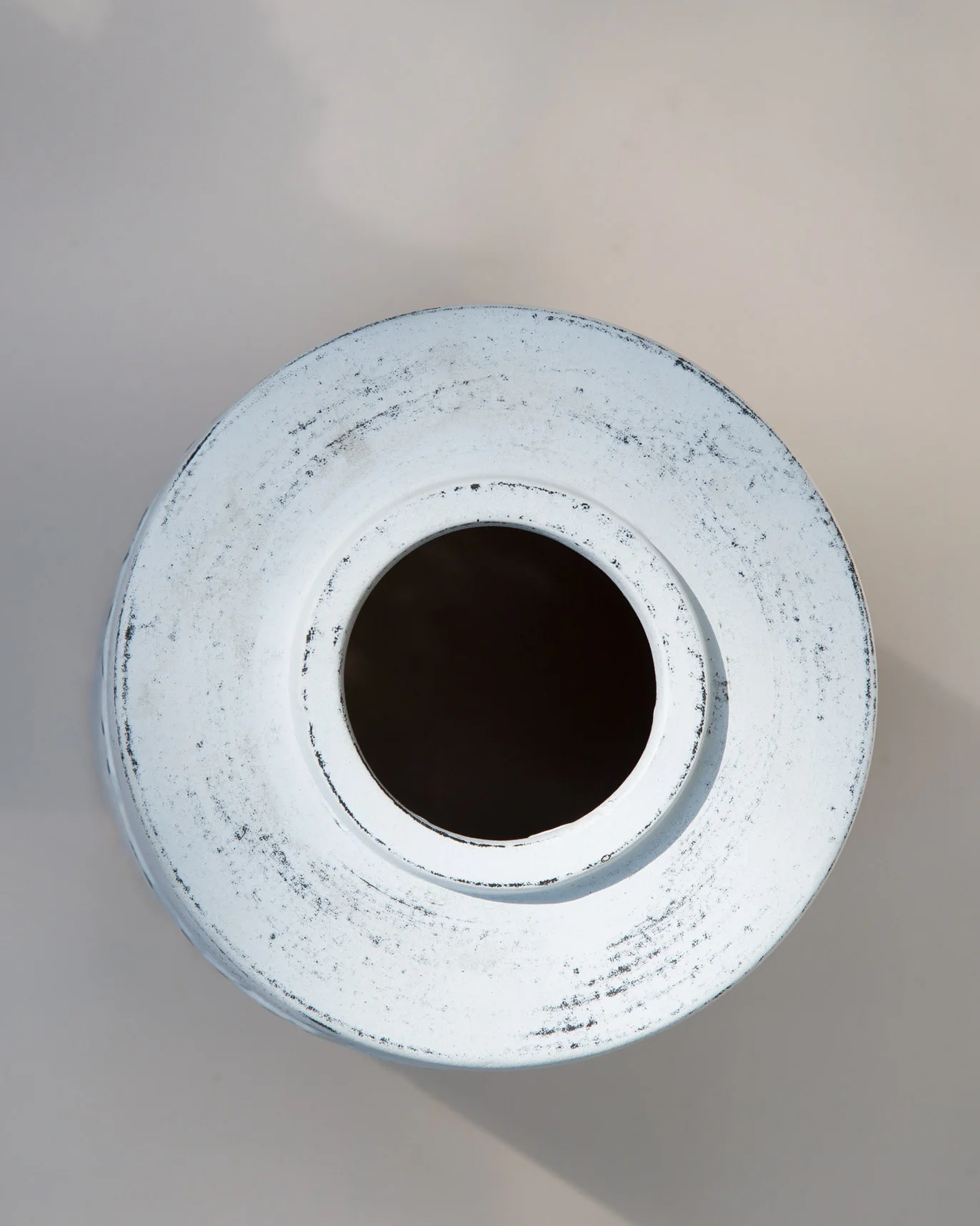 Lepironia Jar - White - Image 2