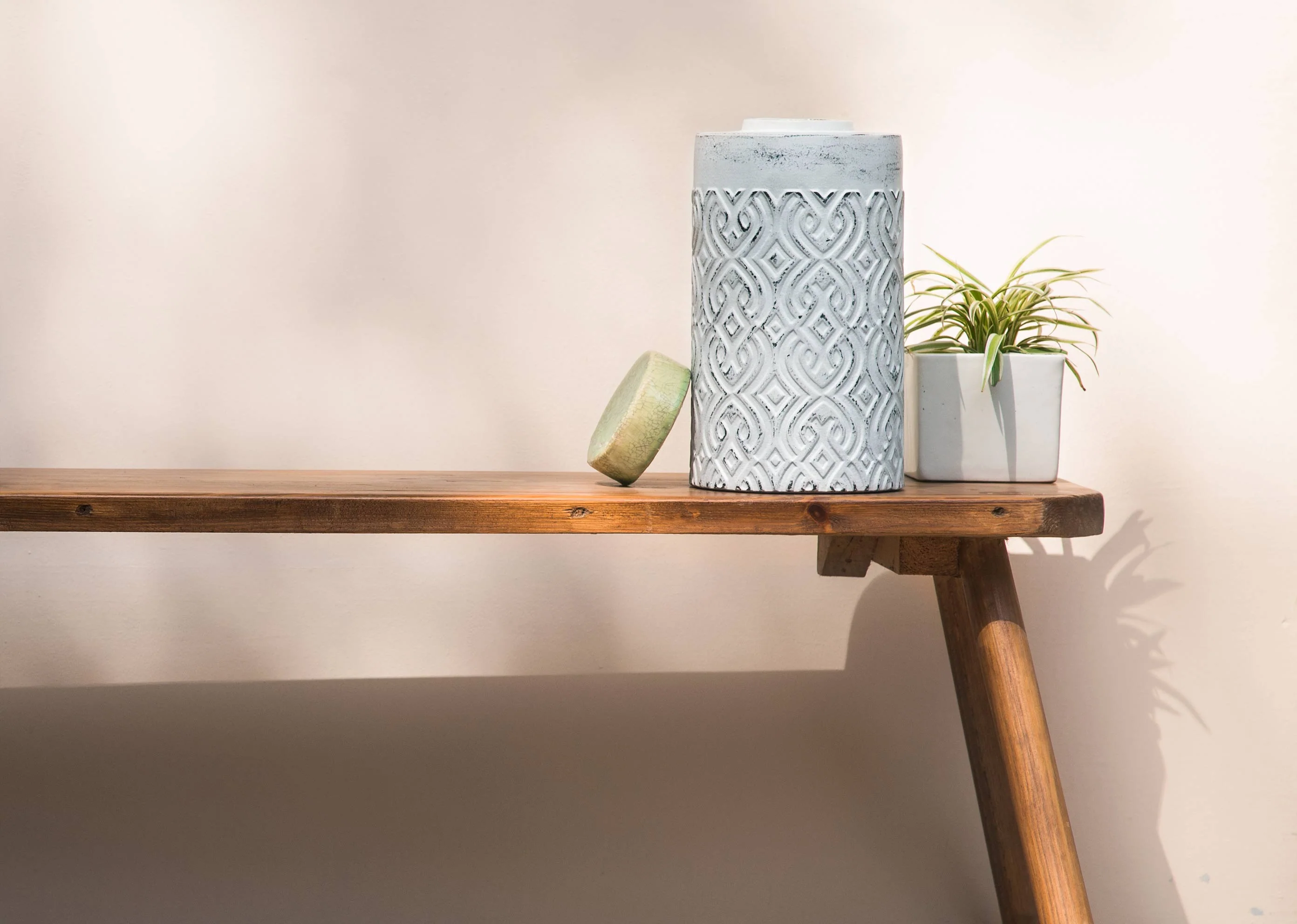Lepironia Jar - White - Image 3