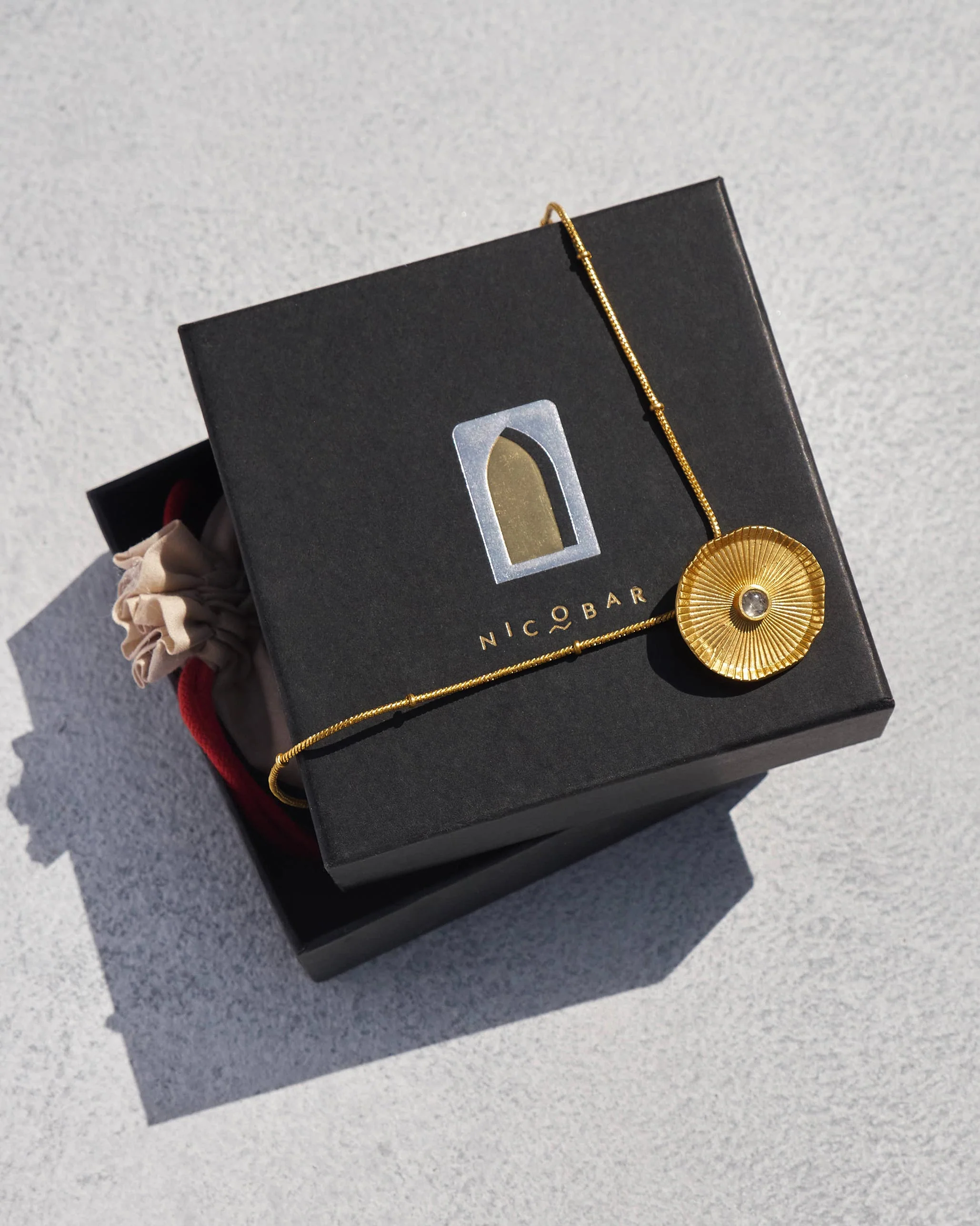 Lilly Pond Necklace - Gold - Image 3