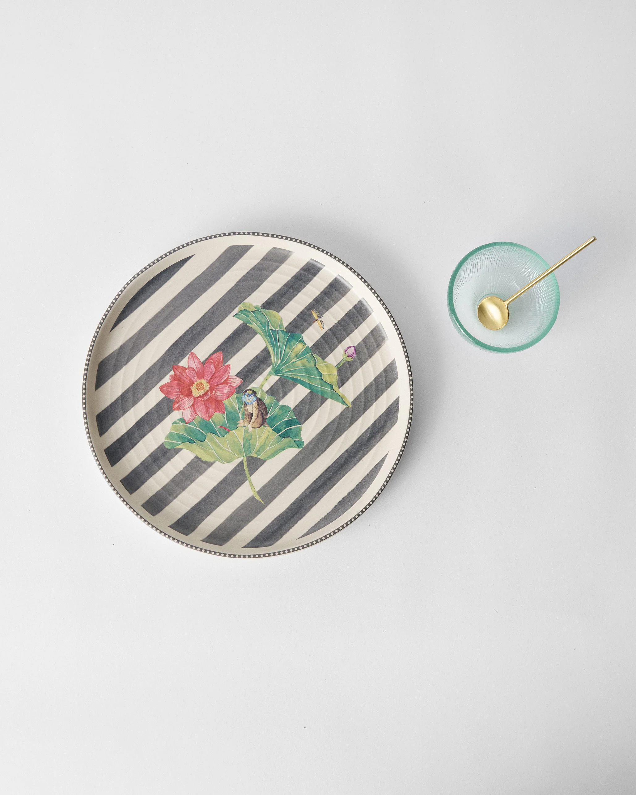 Lily Pond Chip & Dip Platter - Image 4