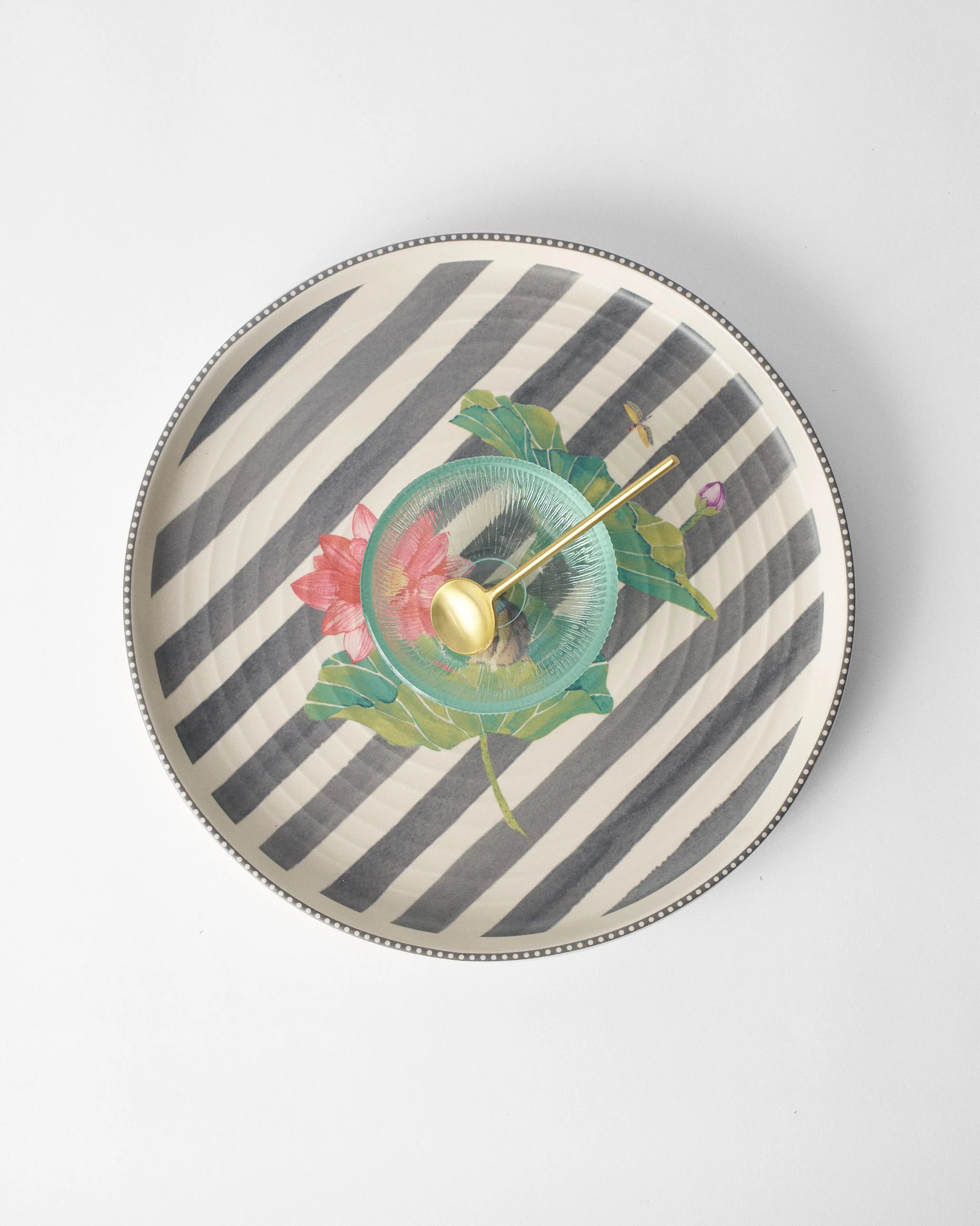 Lily Pond Chip & Dip Platter - Image 6