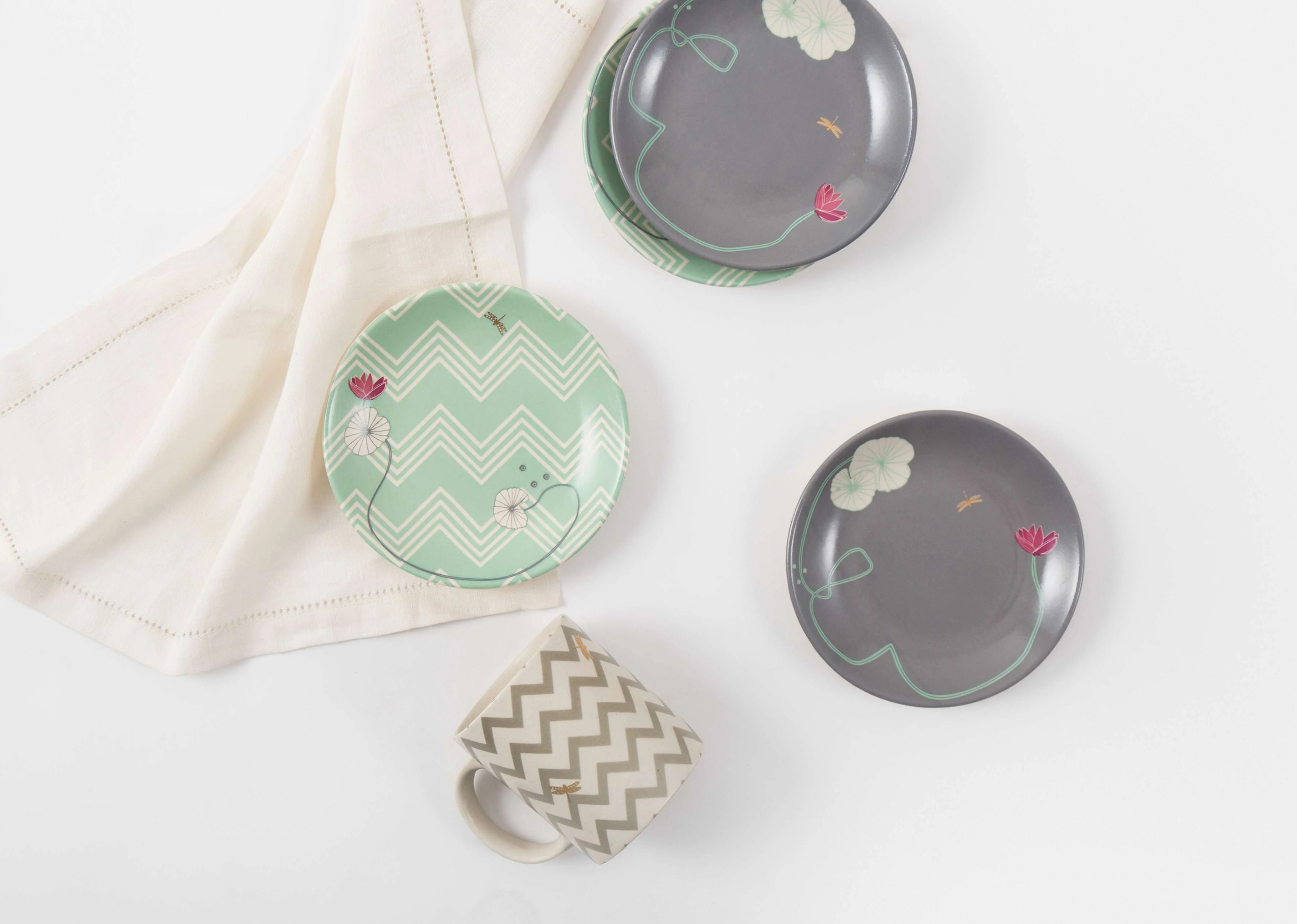 Lily Pond Tapas Plate (Set of 4) - Image 3