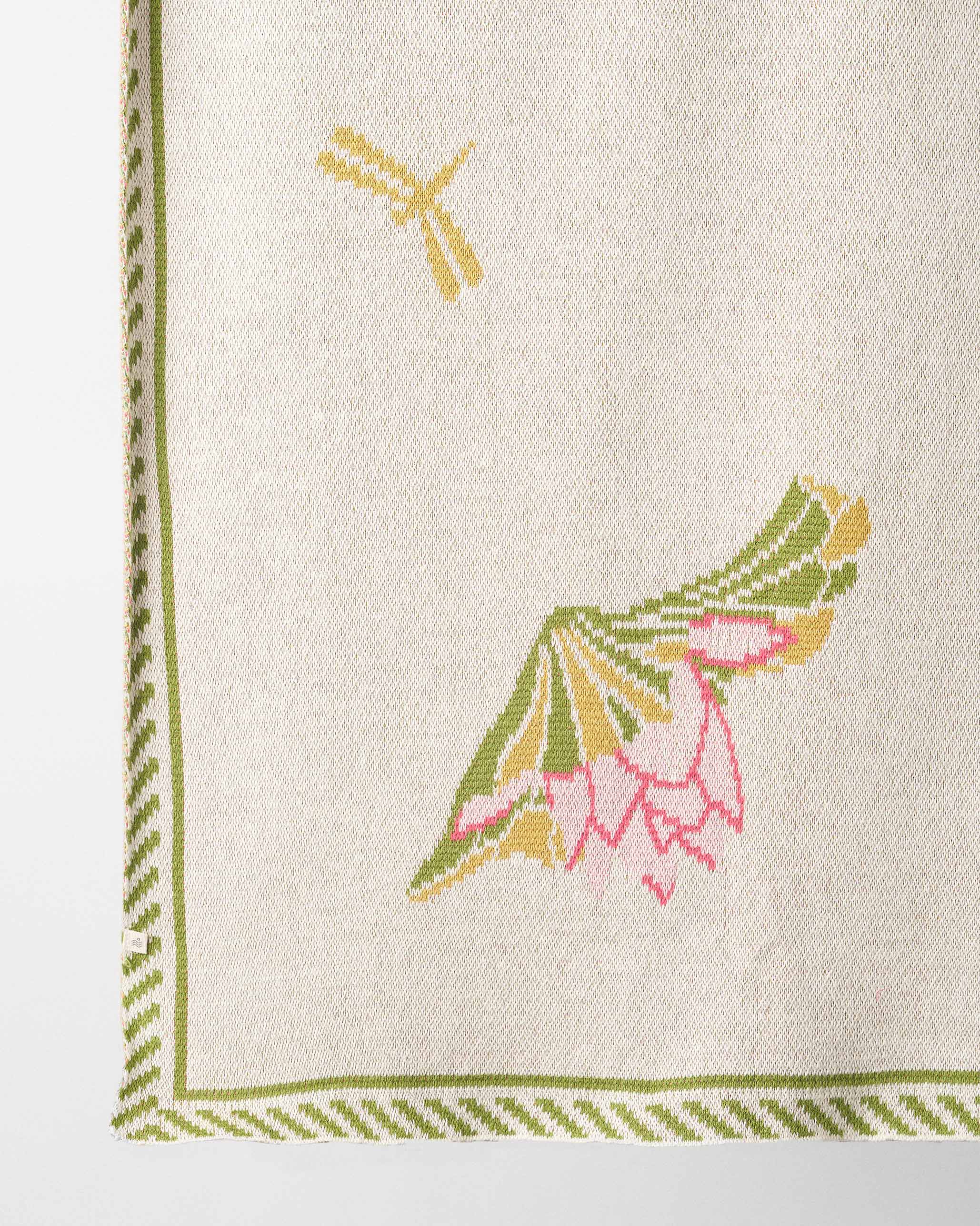Lily Pond Throw - Image 3