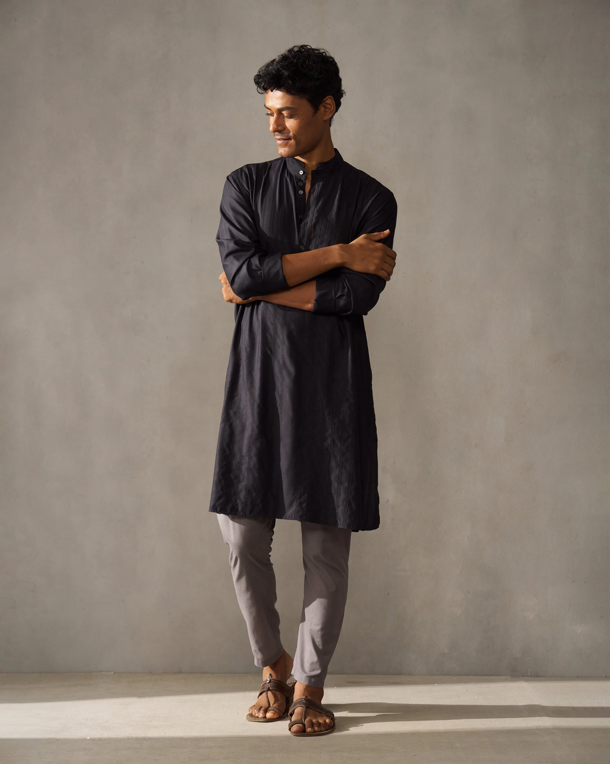 Long Pleated Kurta - Black - Image 6