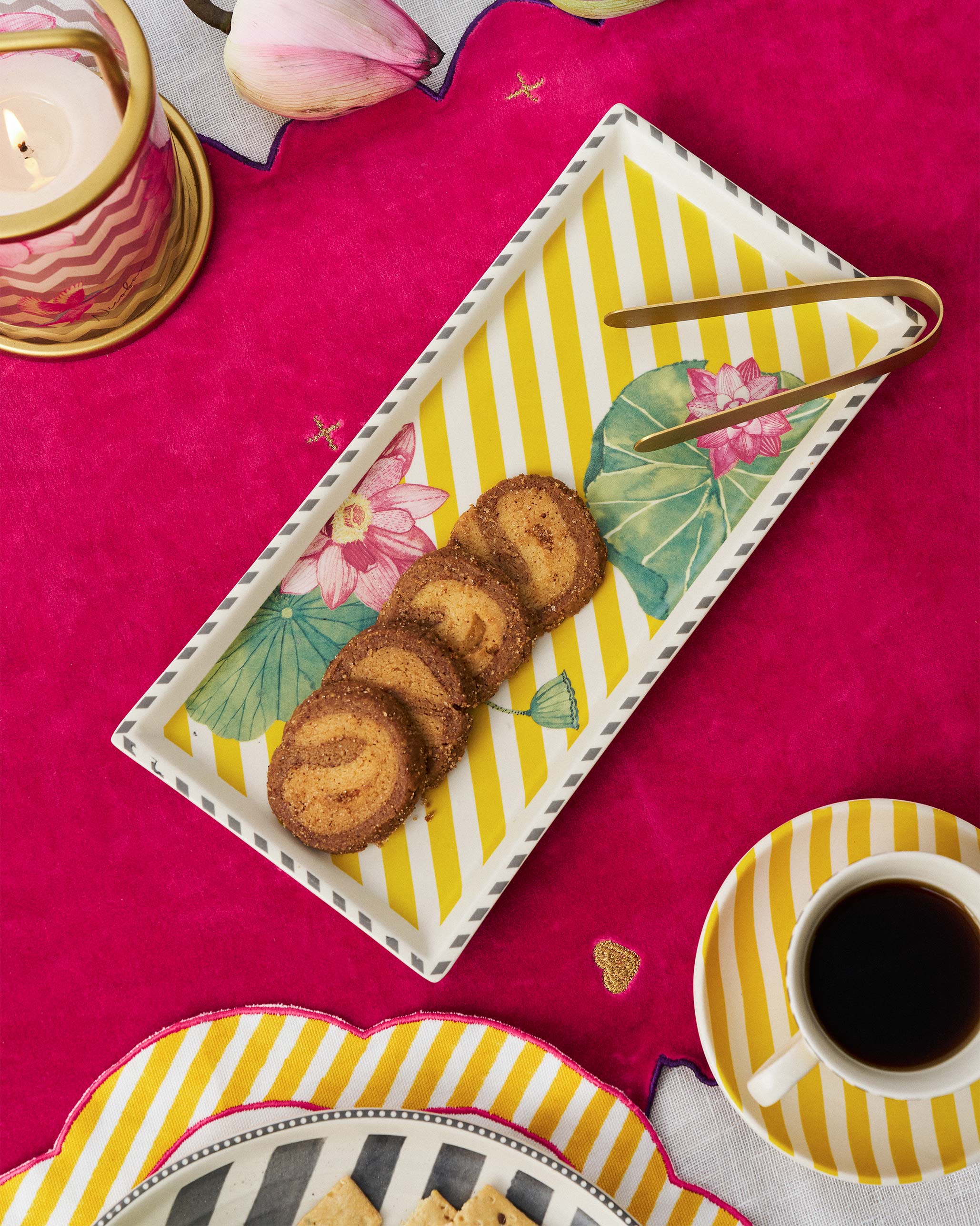 Lotus Garden Cookie Tray with Tong - Yellow - Image 2
