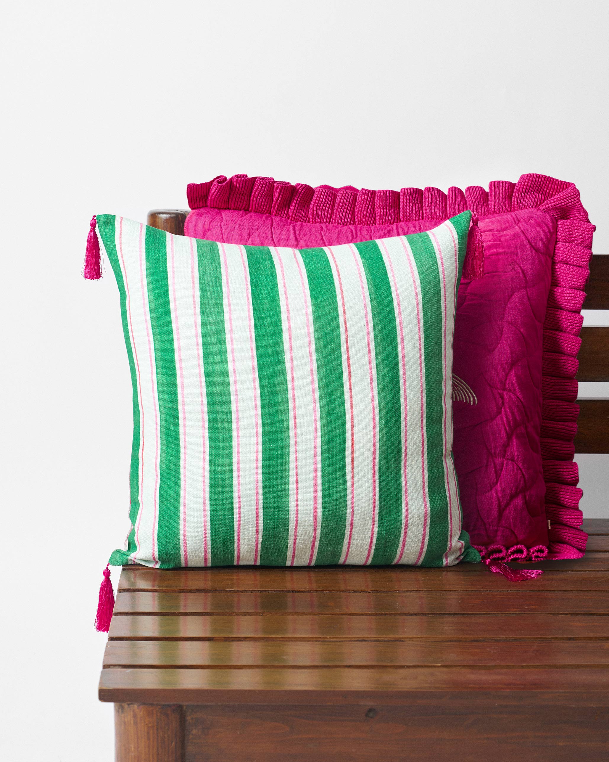 Lotus Garden cushion Cover - Image 2