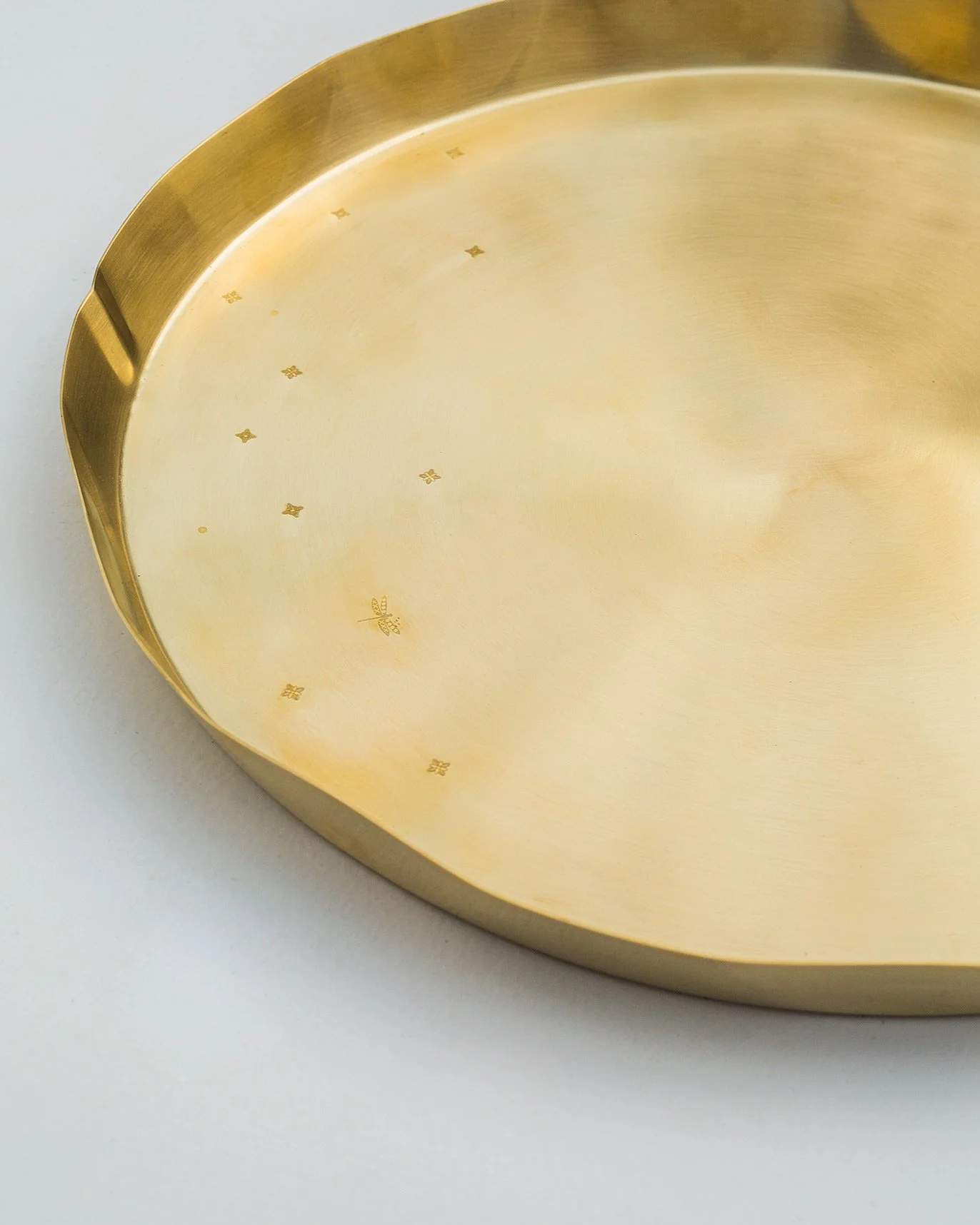Lotus Leaf Brass Thali - Image 2