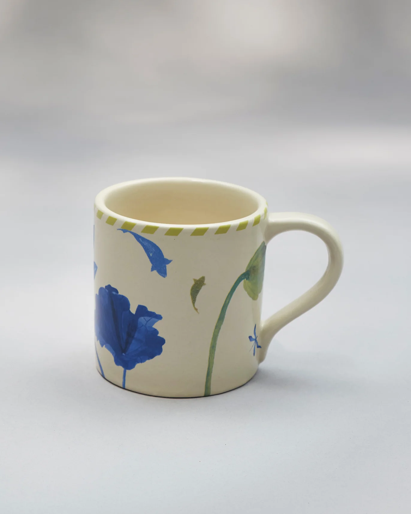 Lotus Straight Mug - Image 4