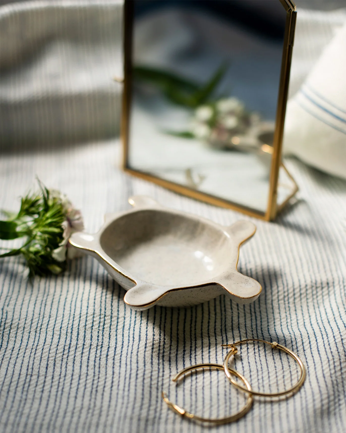 Lucea Photo Frame with Trinket Dish - Large - Image 2