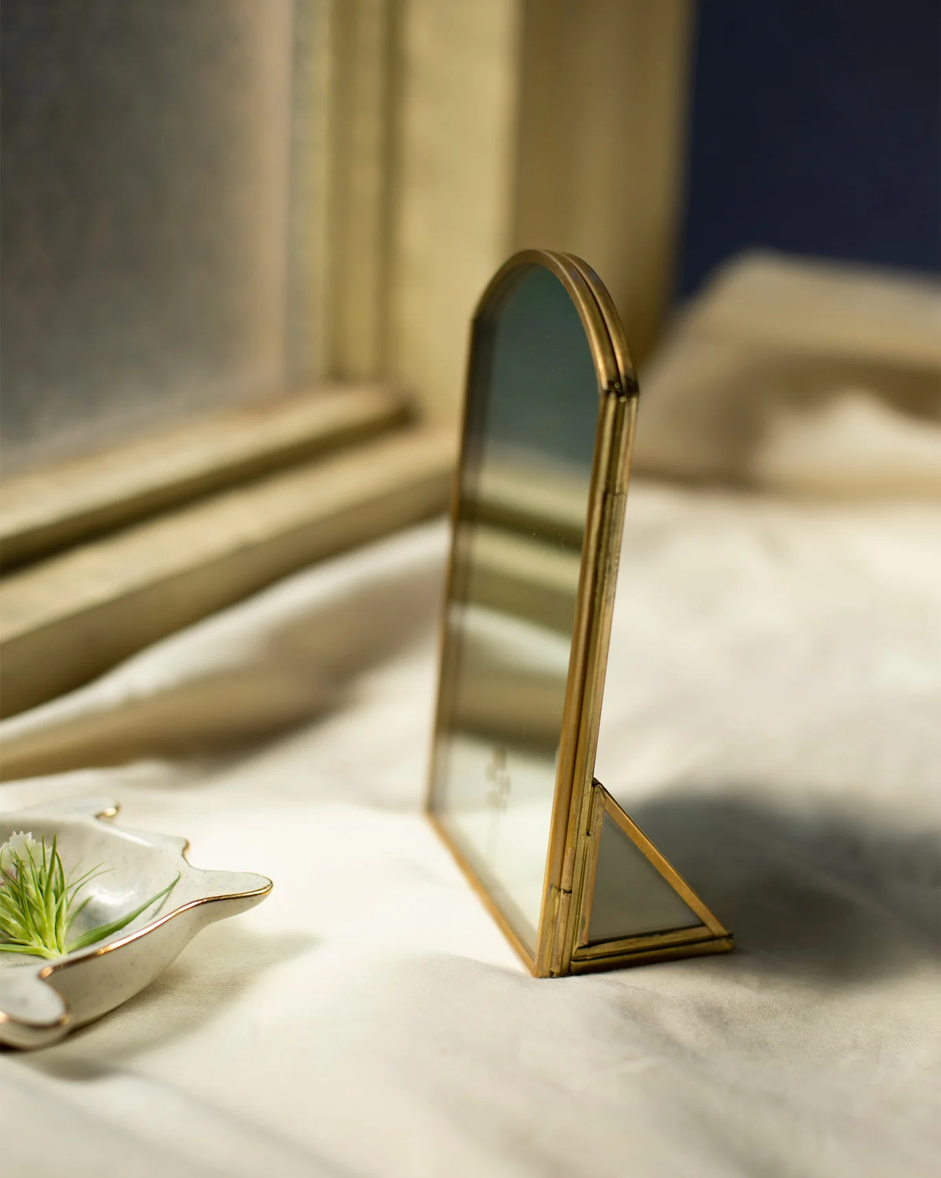 Lucea Photo Frame with Trinket Dish - Small - Image 3