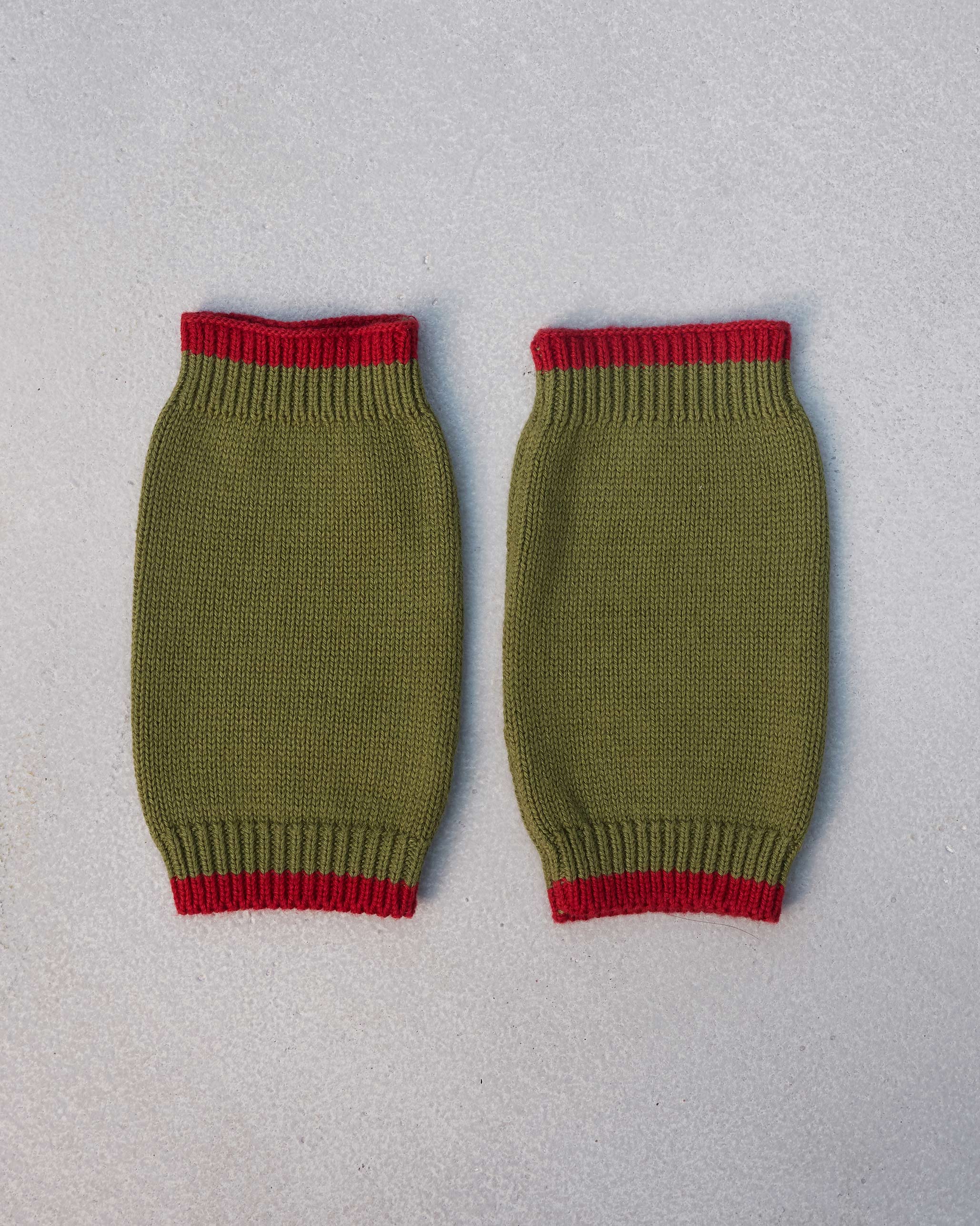 Luna Mittens - Olive - Image 2