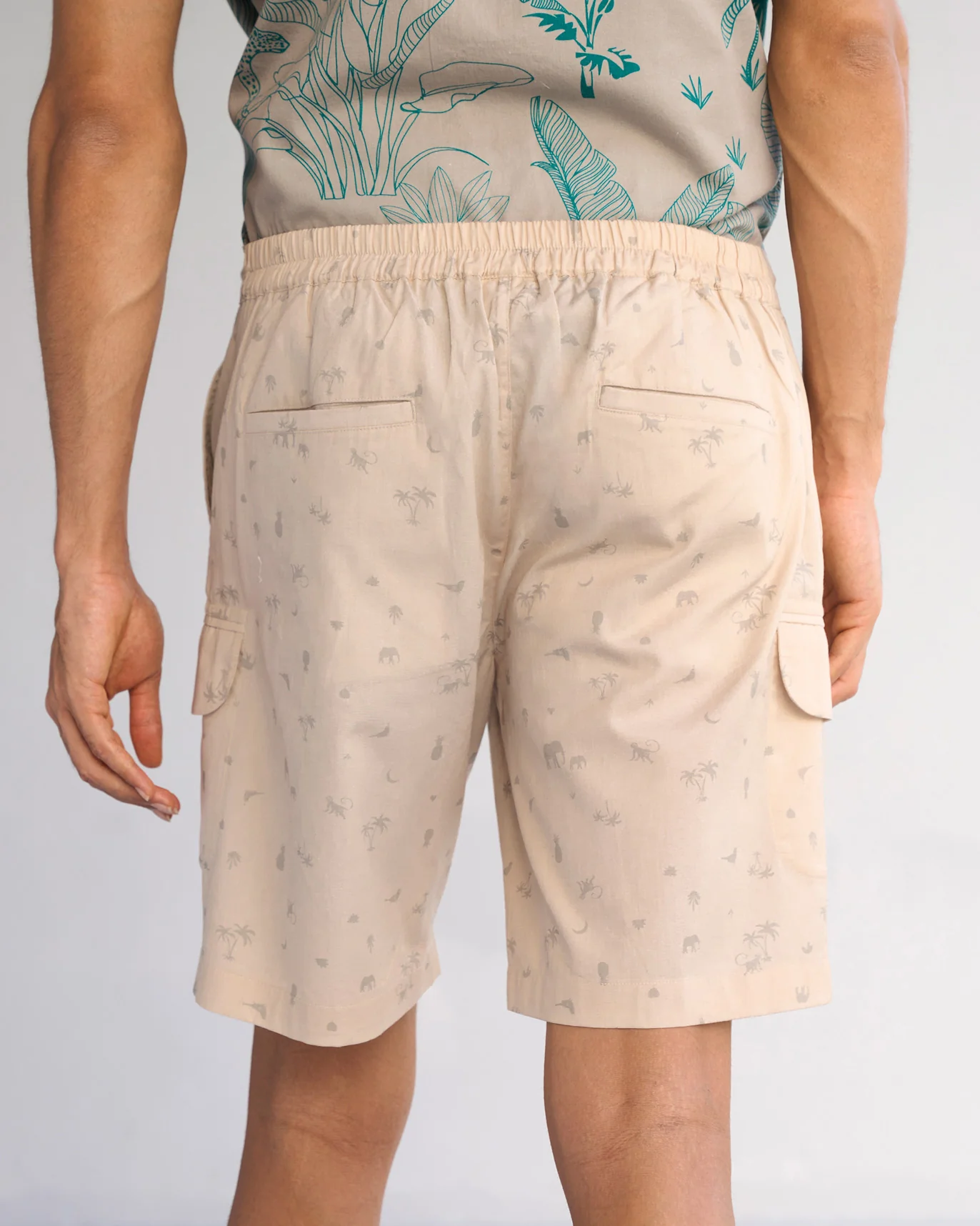 Luna Shorts - Beige - Image 4